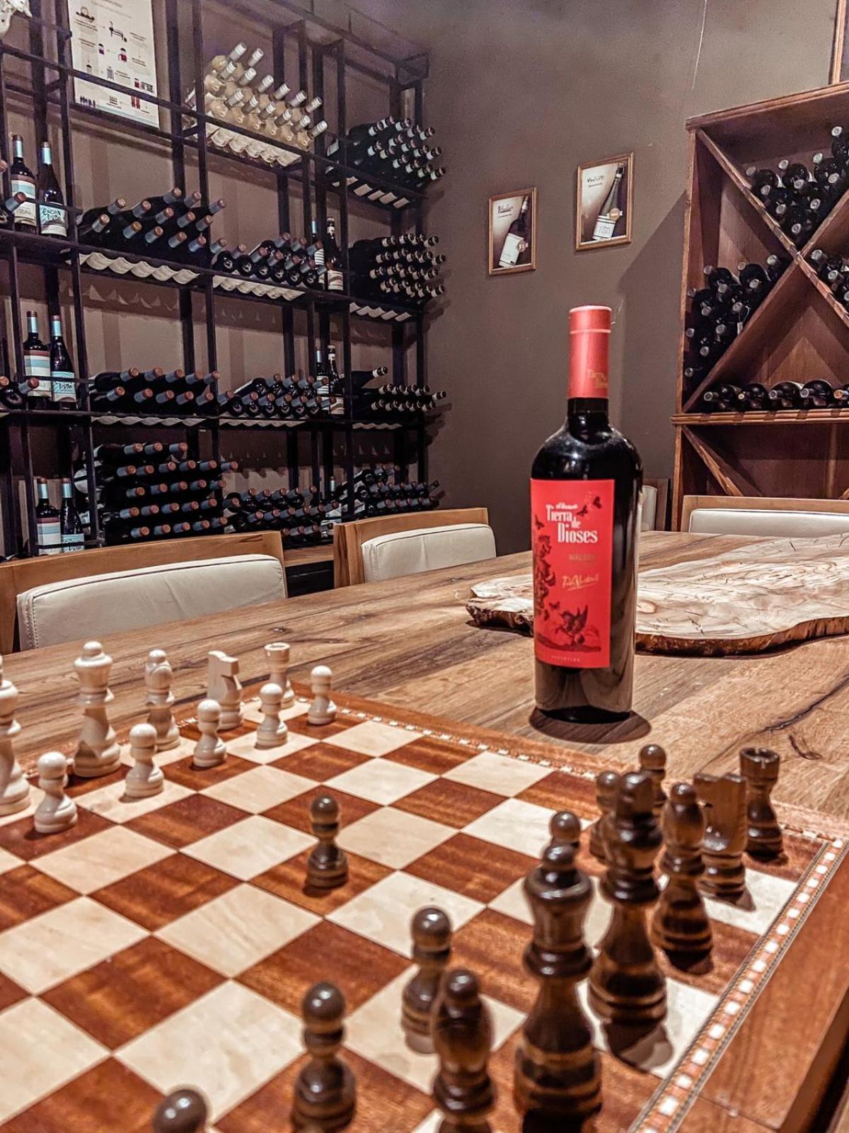 Casa de Huéspedes Bodega Gimenez Riili