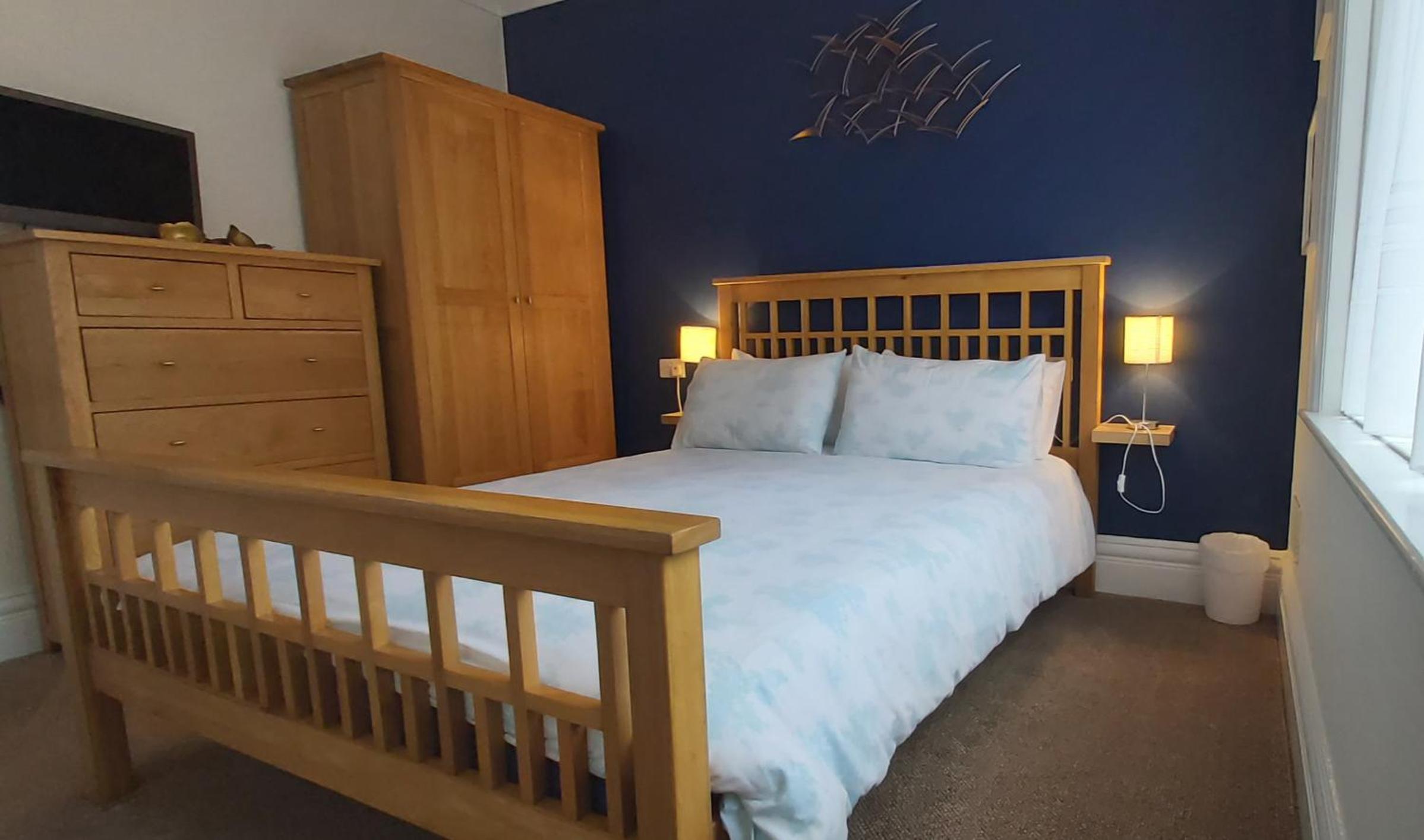 Three Beaches Holiday Apartments - close to Goodrington beach in Paignton view 2