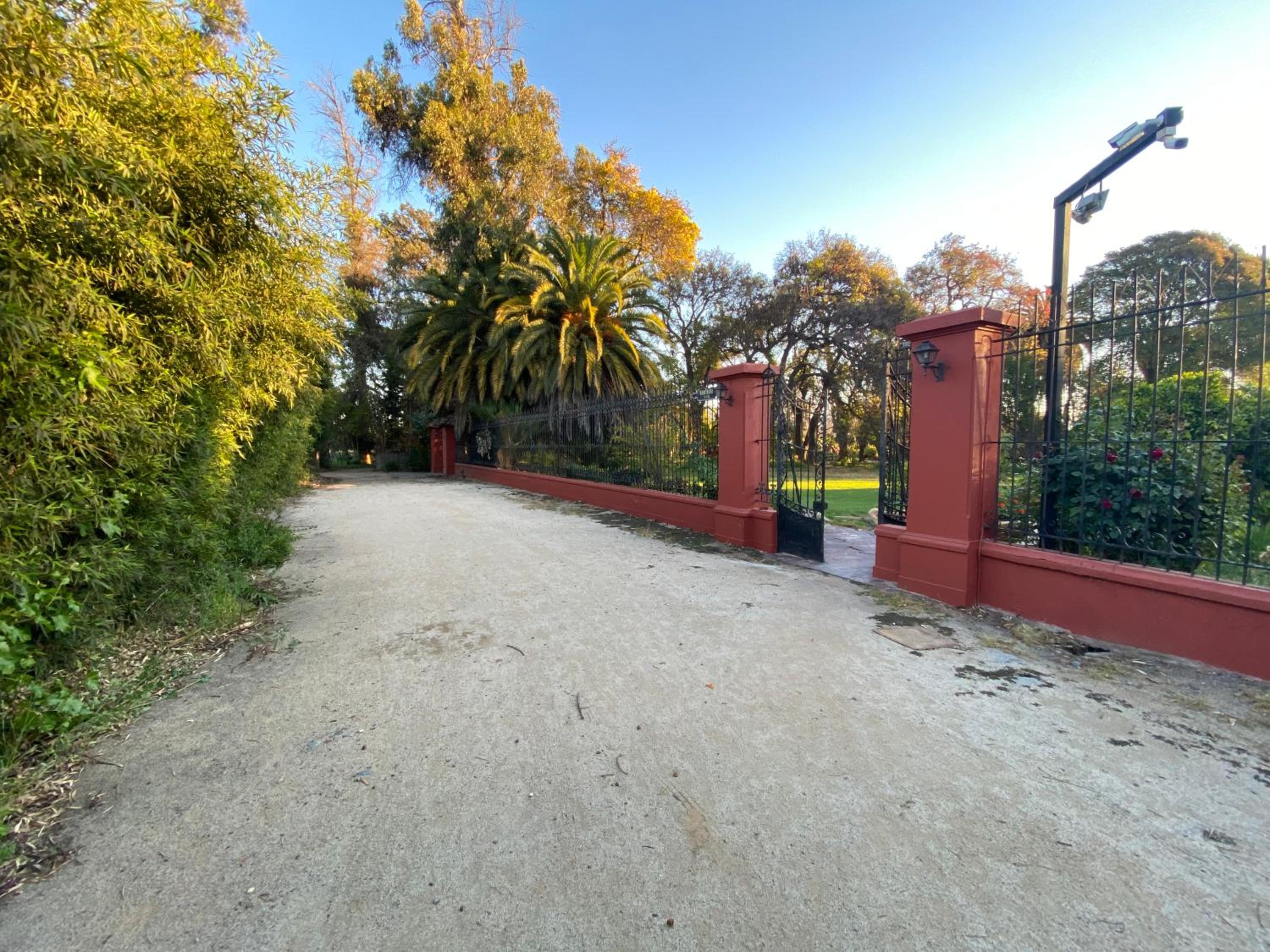 The White House by Casona Lo Aguirre - El Monte RM
