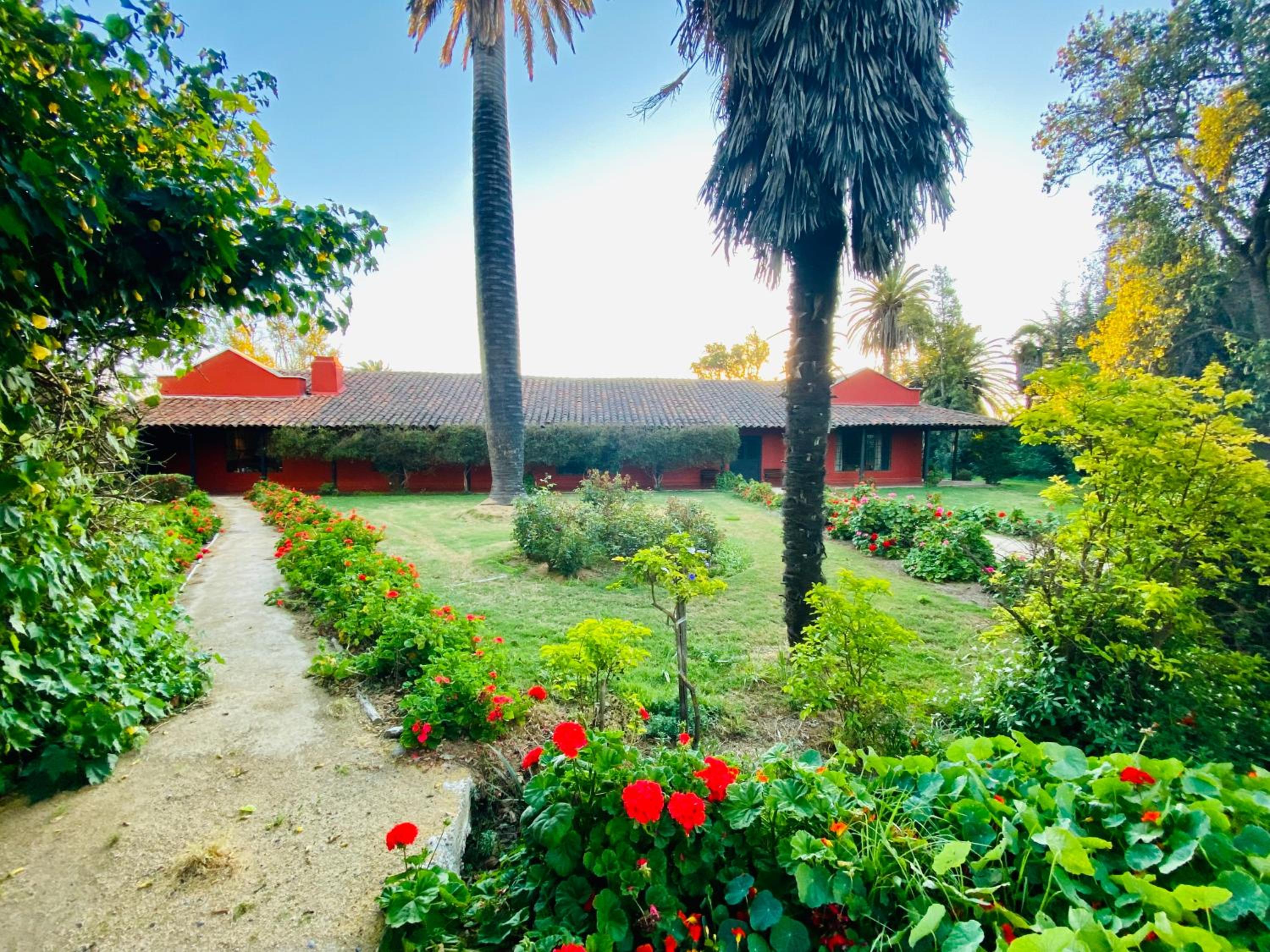 Casona Lo Aguirre , Hospedaje de Temporada Cálidas