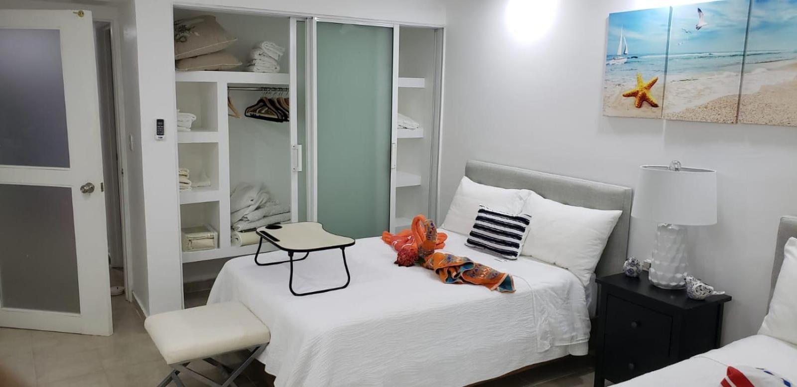 Sunny Confortable Apartment at the Caribe