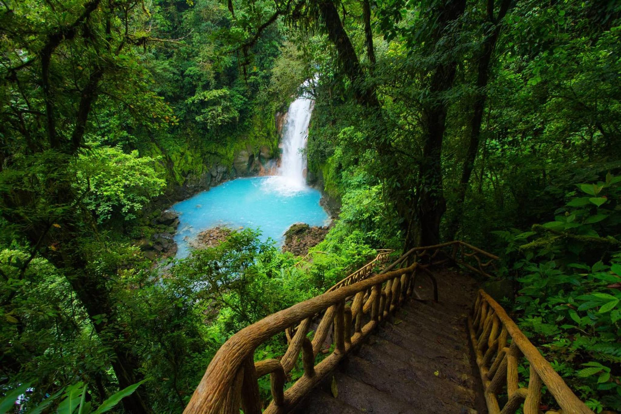 Posada Río Celeste La Amistad