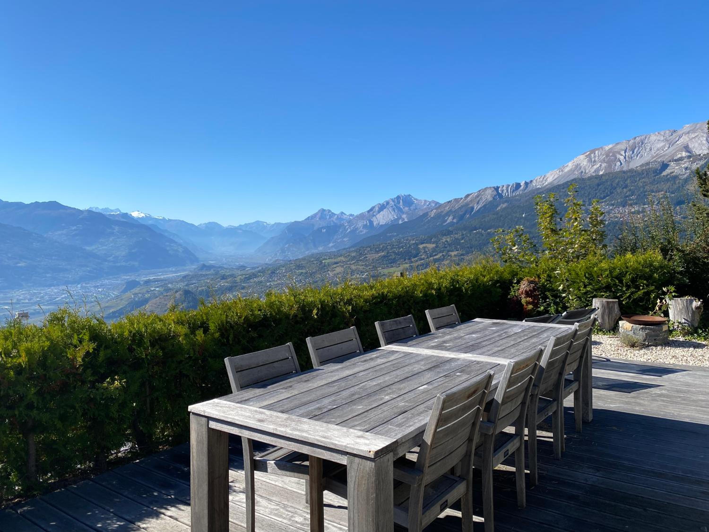 K2 Chalet view 3