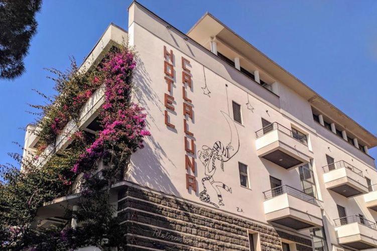 Hotel Cala Luna - Image 1