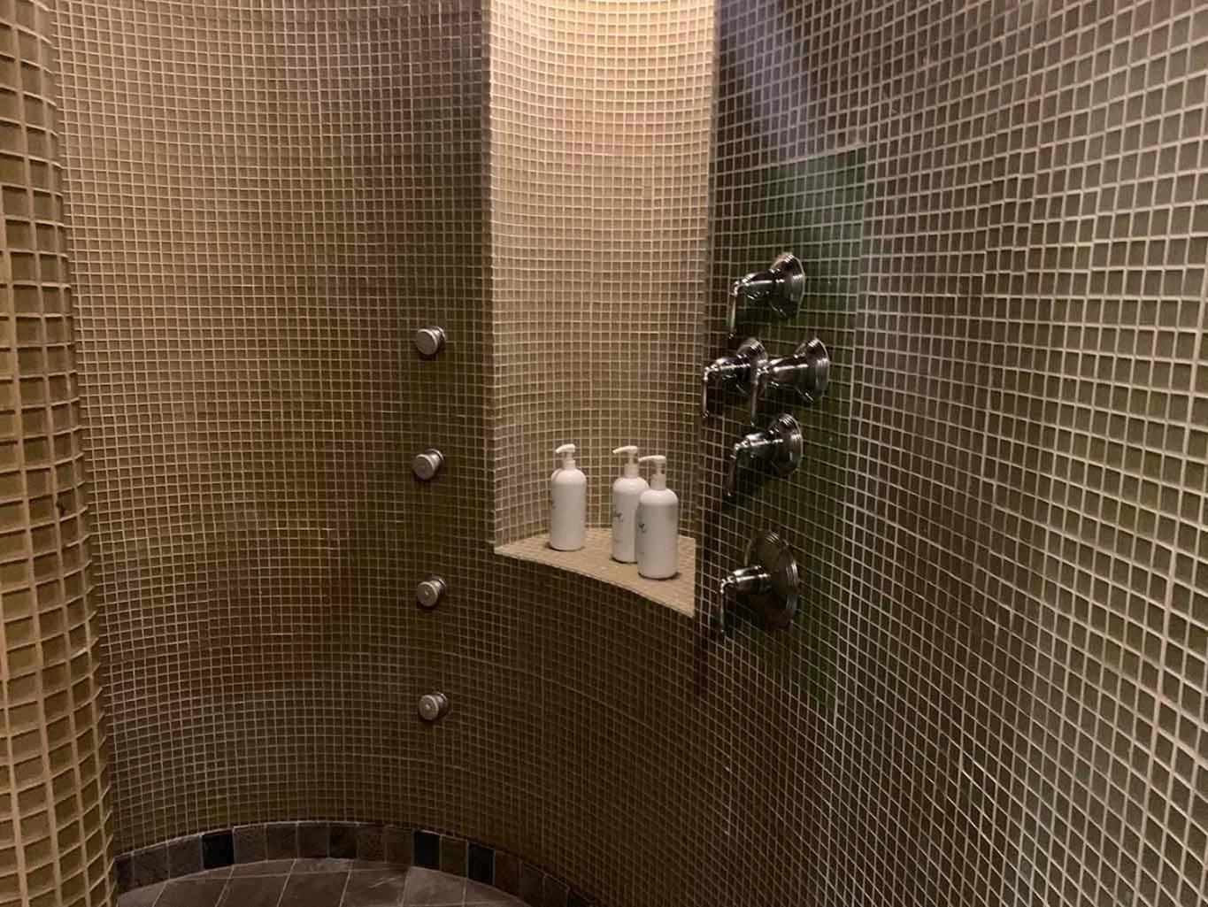 Presidential Penthouse Suite