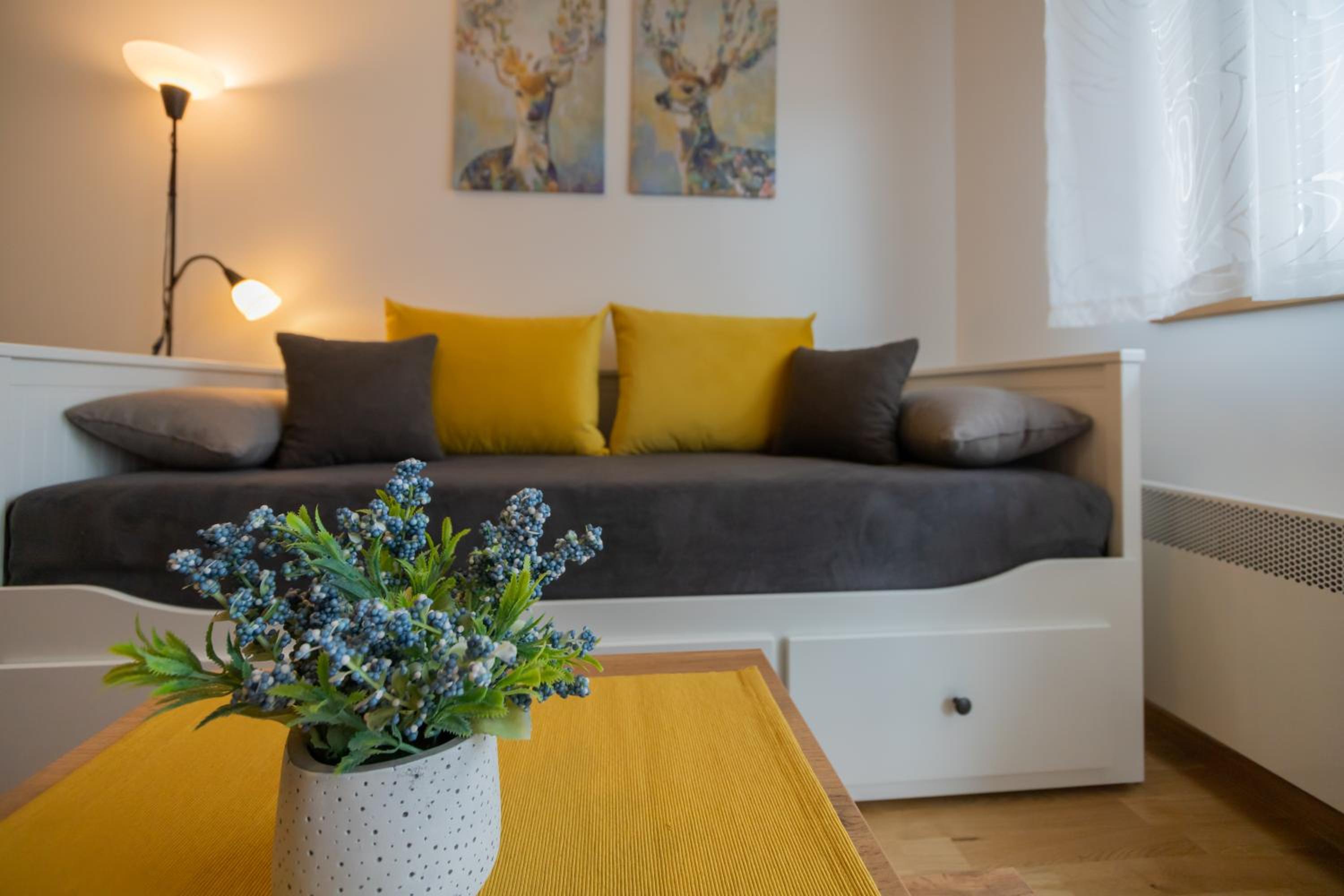 Studio apartman Anja view 3