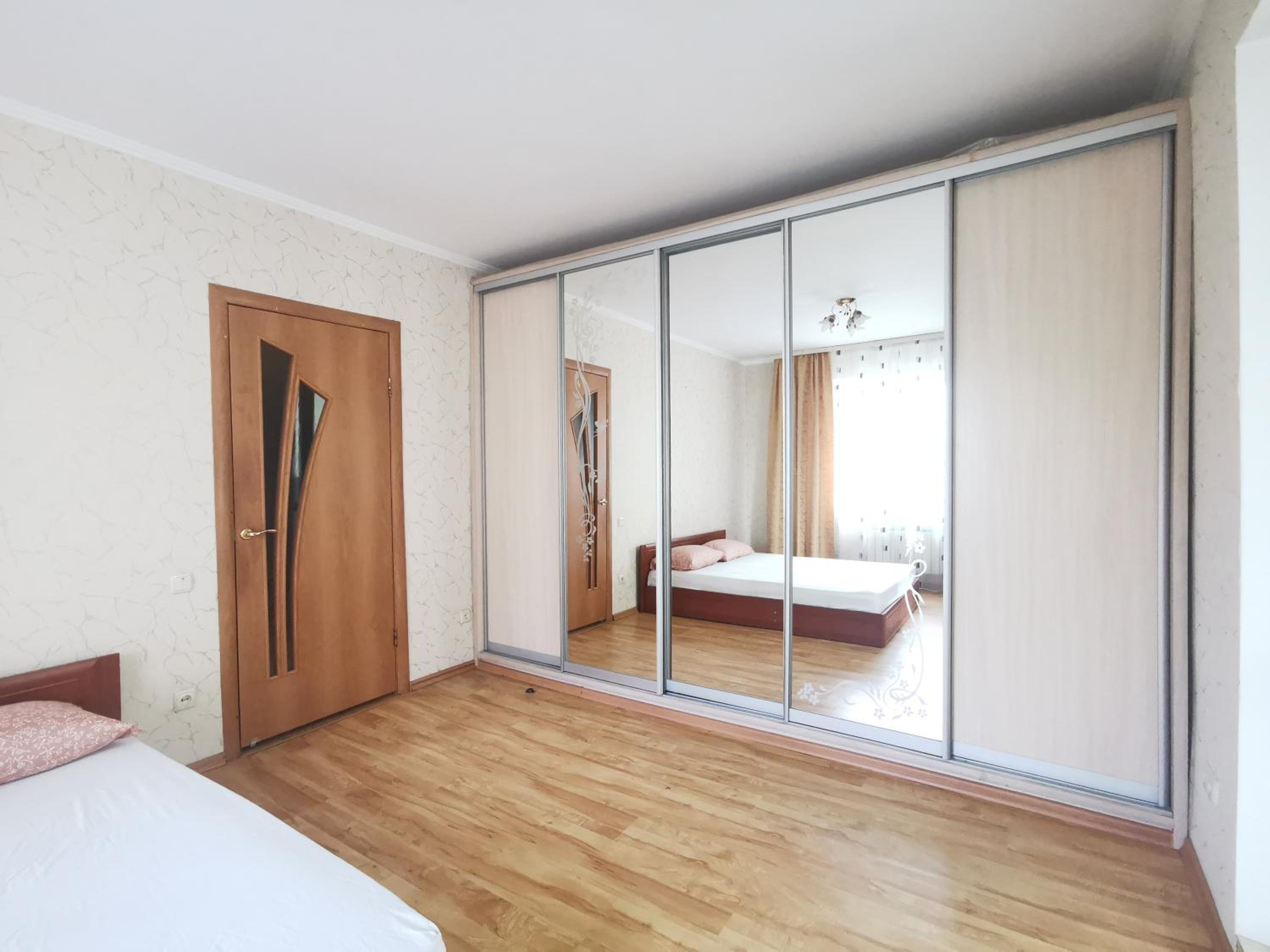 Lavina mall apartments 4 view 4
