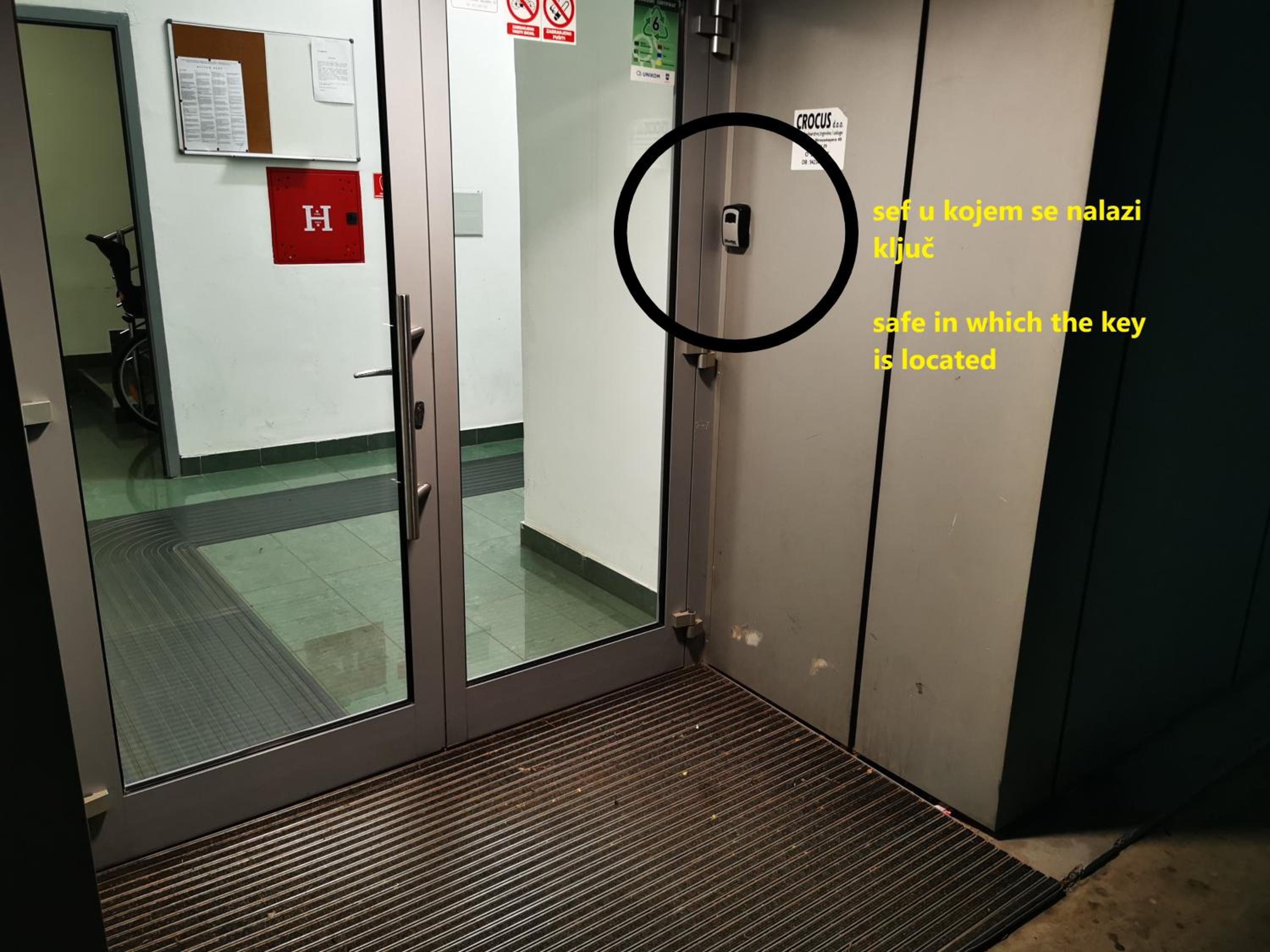 Photo 8