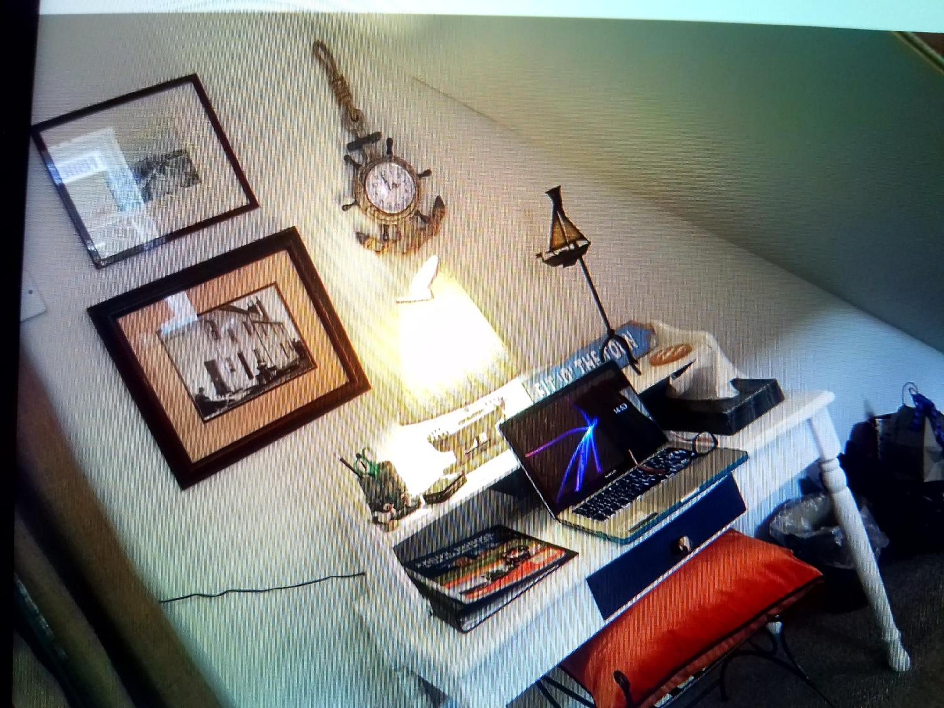 Photo 6