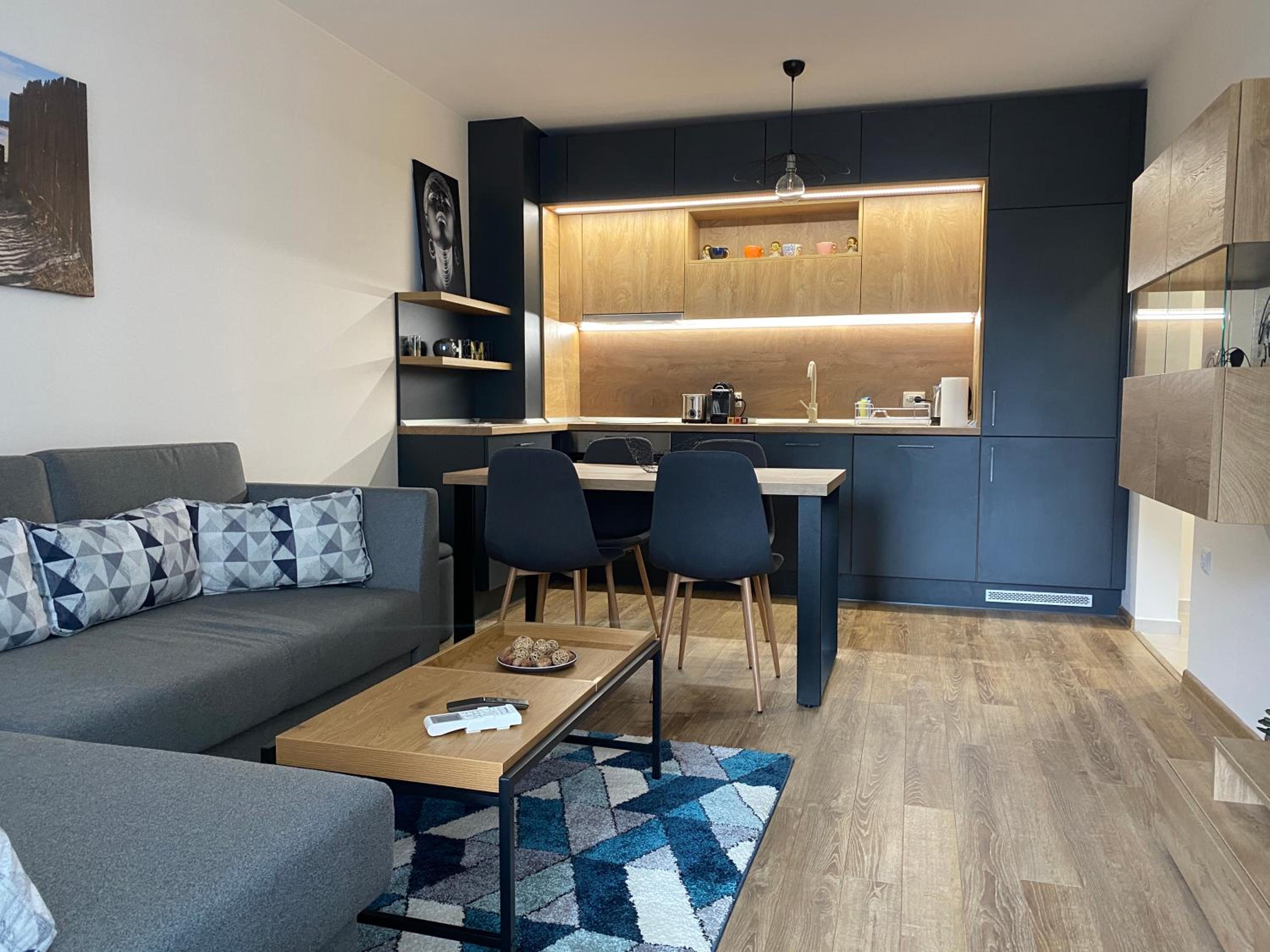 Arletti Luxury Apartment view 3
