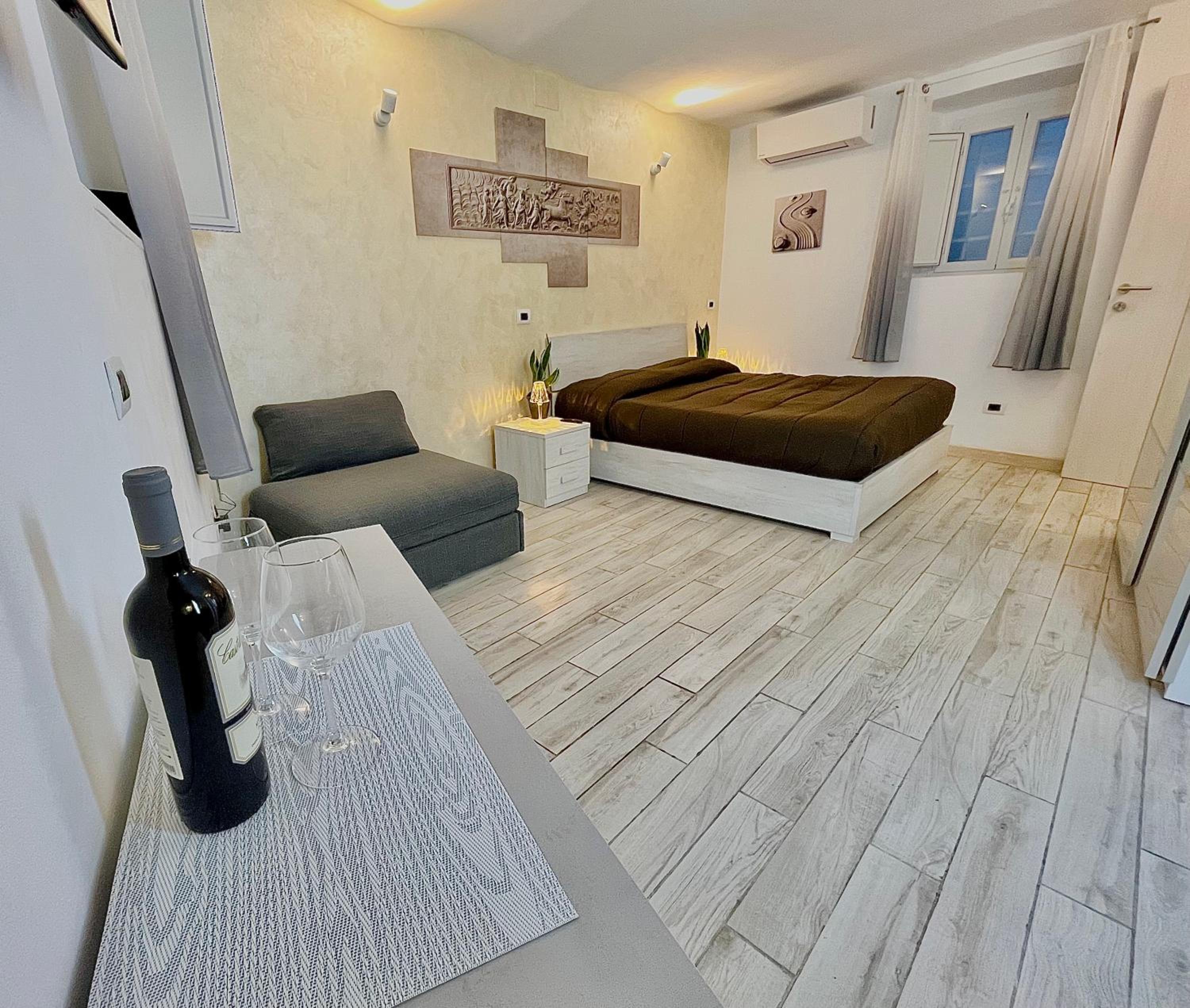 Colosseum Suite
