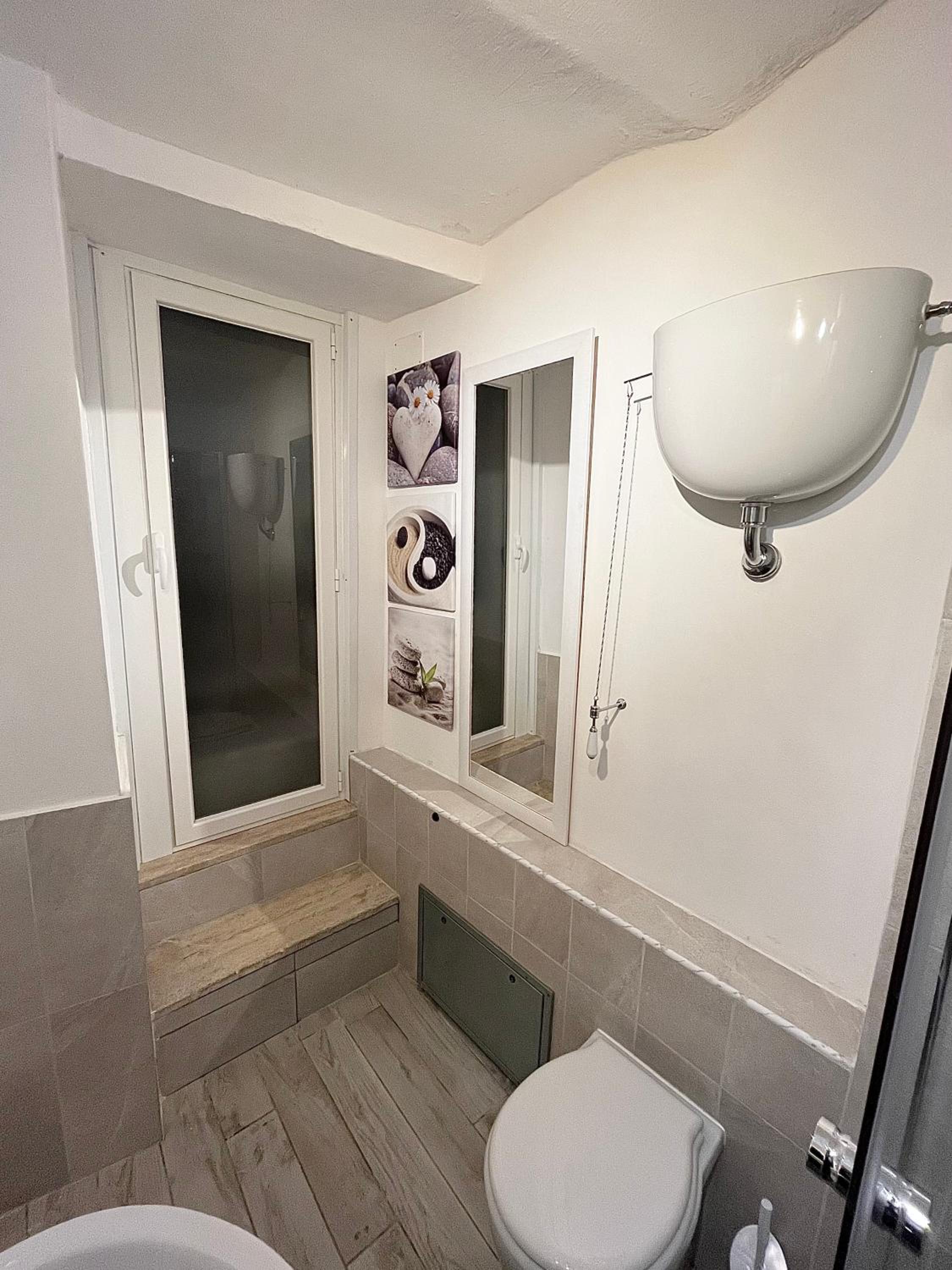 Colosseum Suite