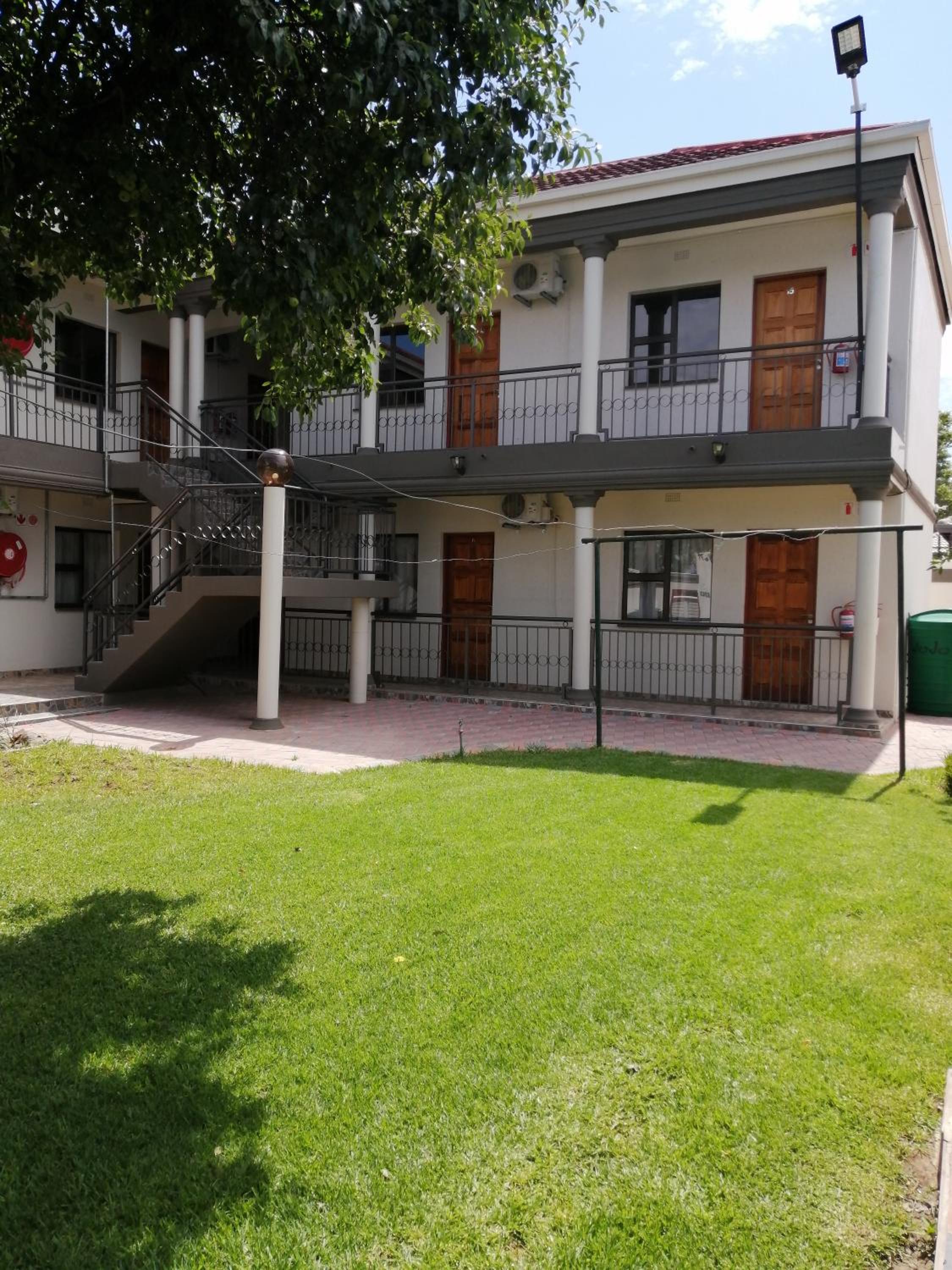 LALA POA GUEST HOUSE view 2