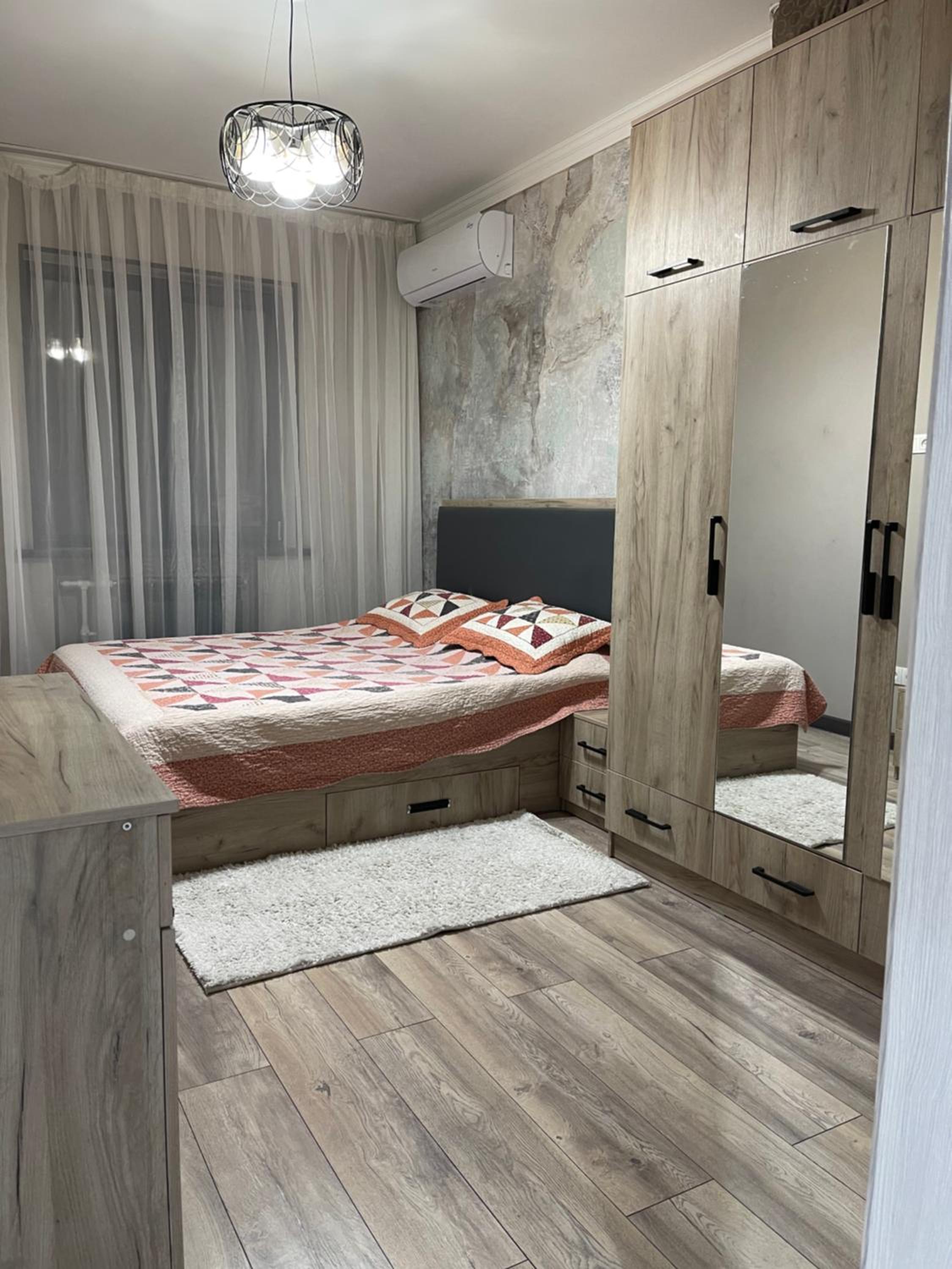 apartment Tashkent 2 BR centre main St view 5