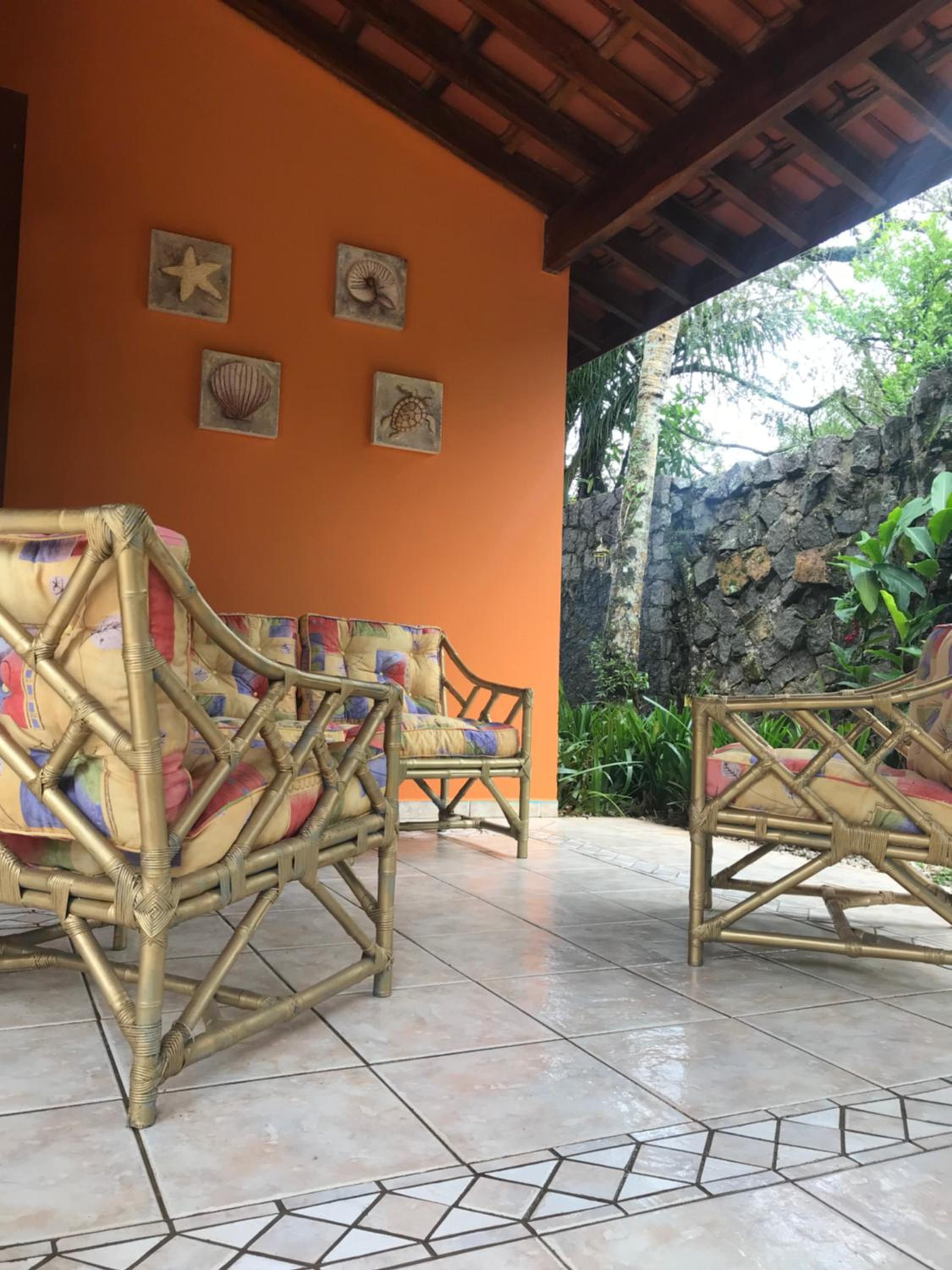 Casa 5 suítes com piscina e churrasqueira