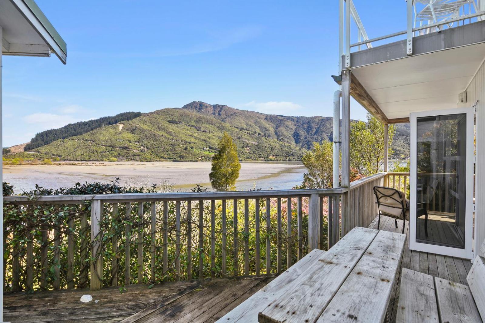 Millard House - Marlborough Sounds view 5