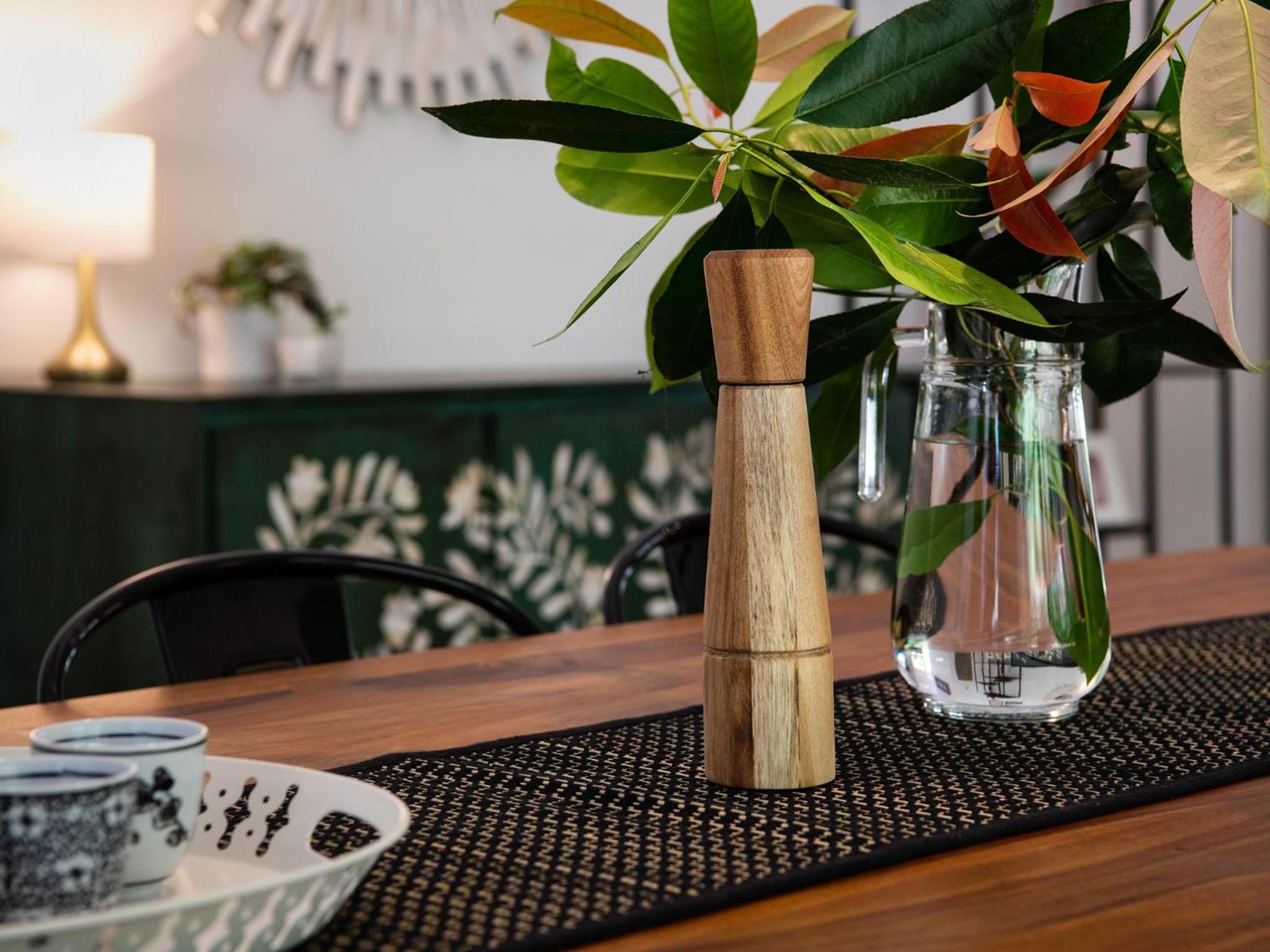 The Den, outdoor spa Daylesford