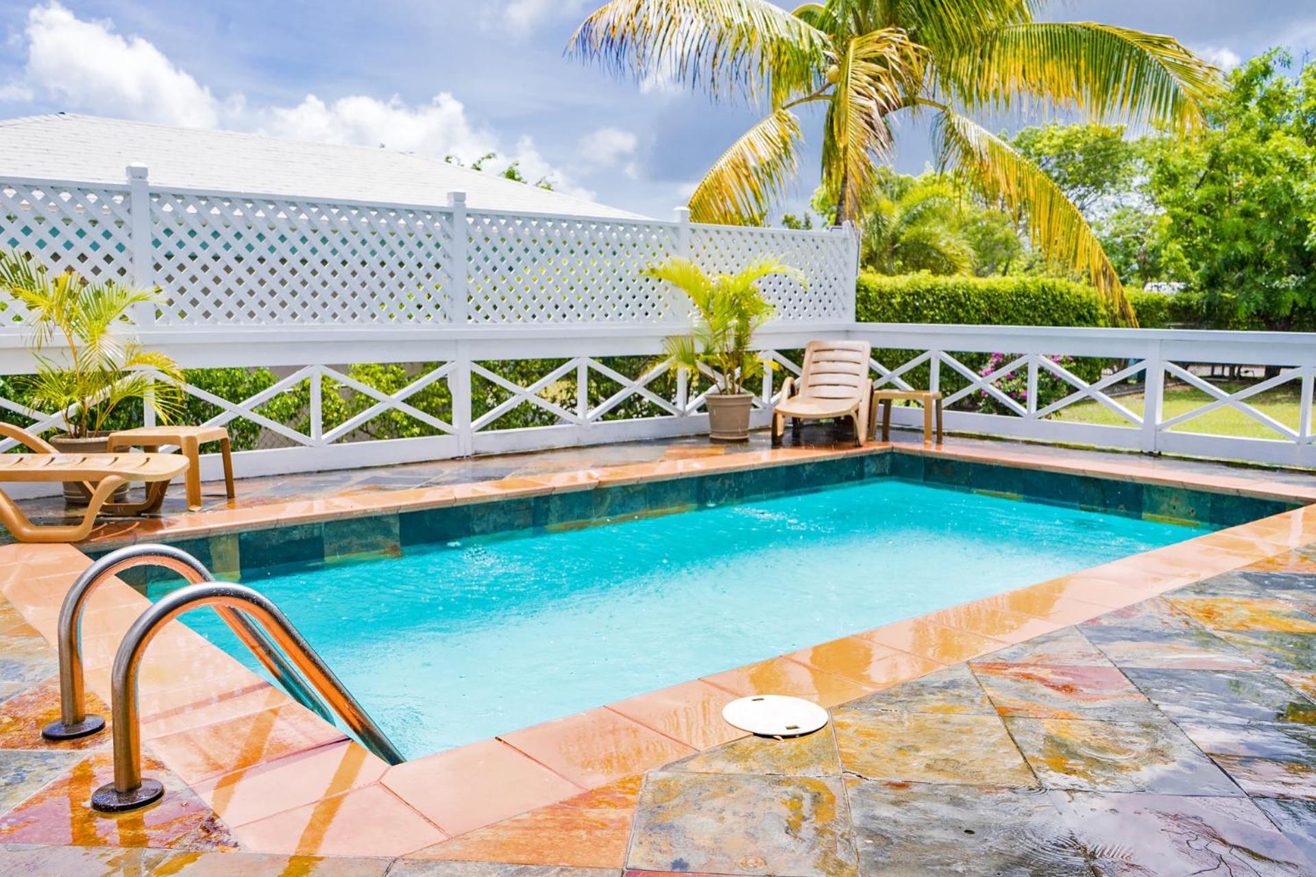 Sea Foam Villa
