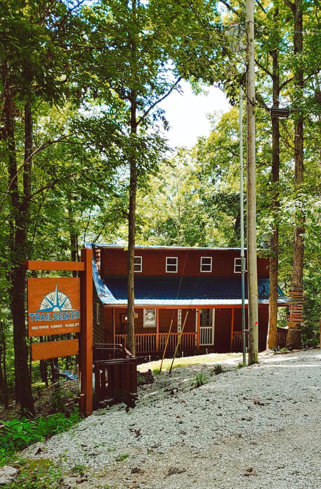 Trailseeker Cabin w King Bed Hot Tub at Red River Gorge Natural Bridge view 4