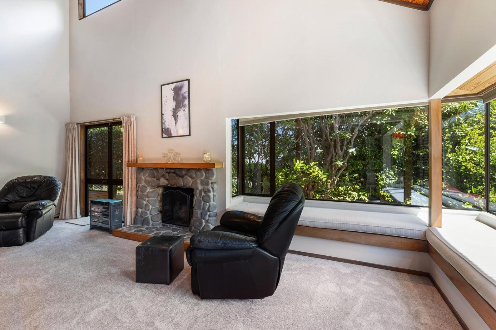 Garden Grove - Taupō Holiday Home view 3