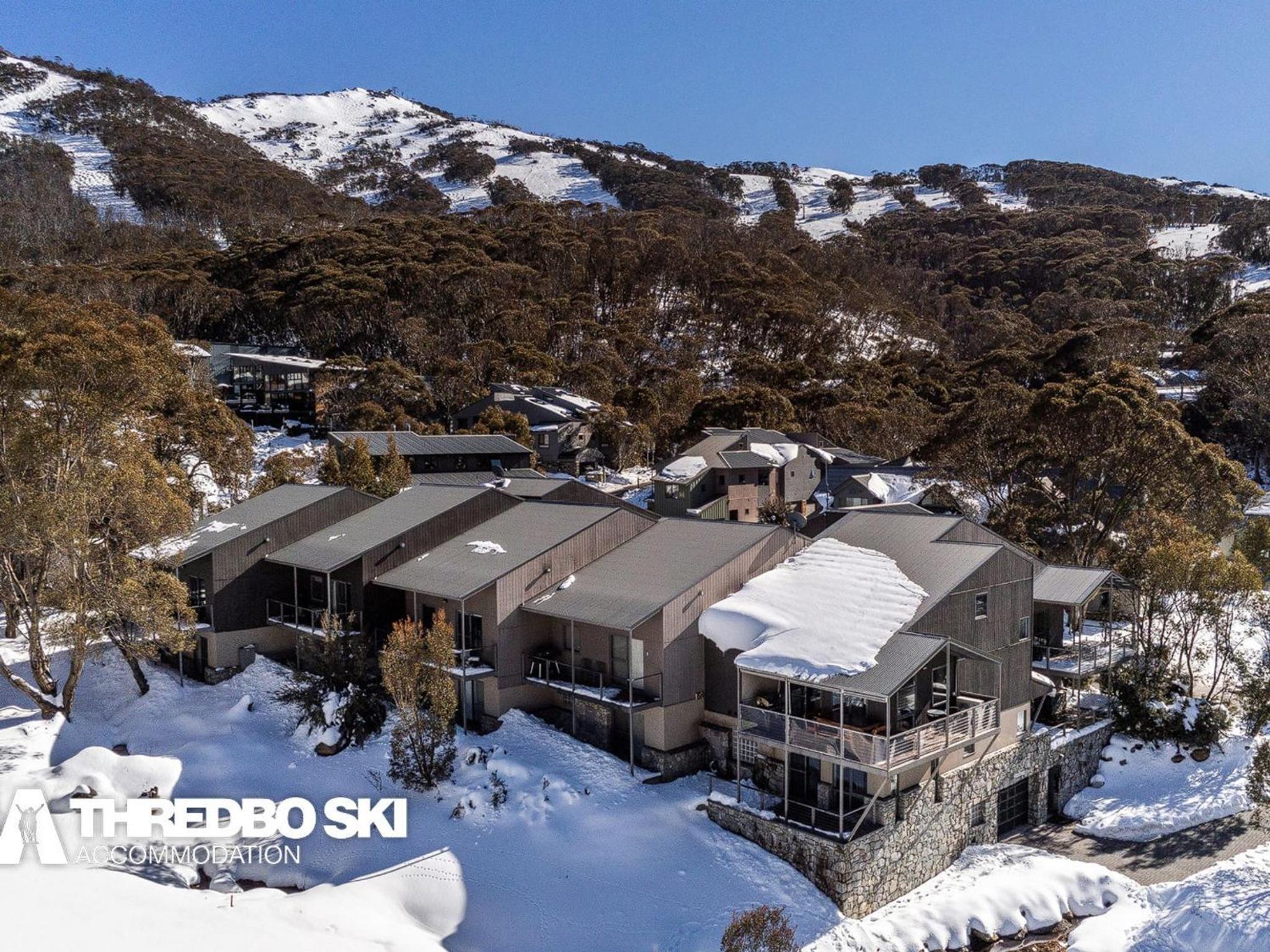 Hotel Snowbound Chalet 3 - Image 1