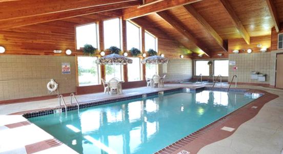AmericInn by Wyndham Oswego - Property Image 33