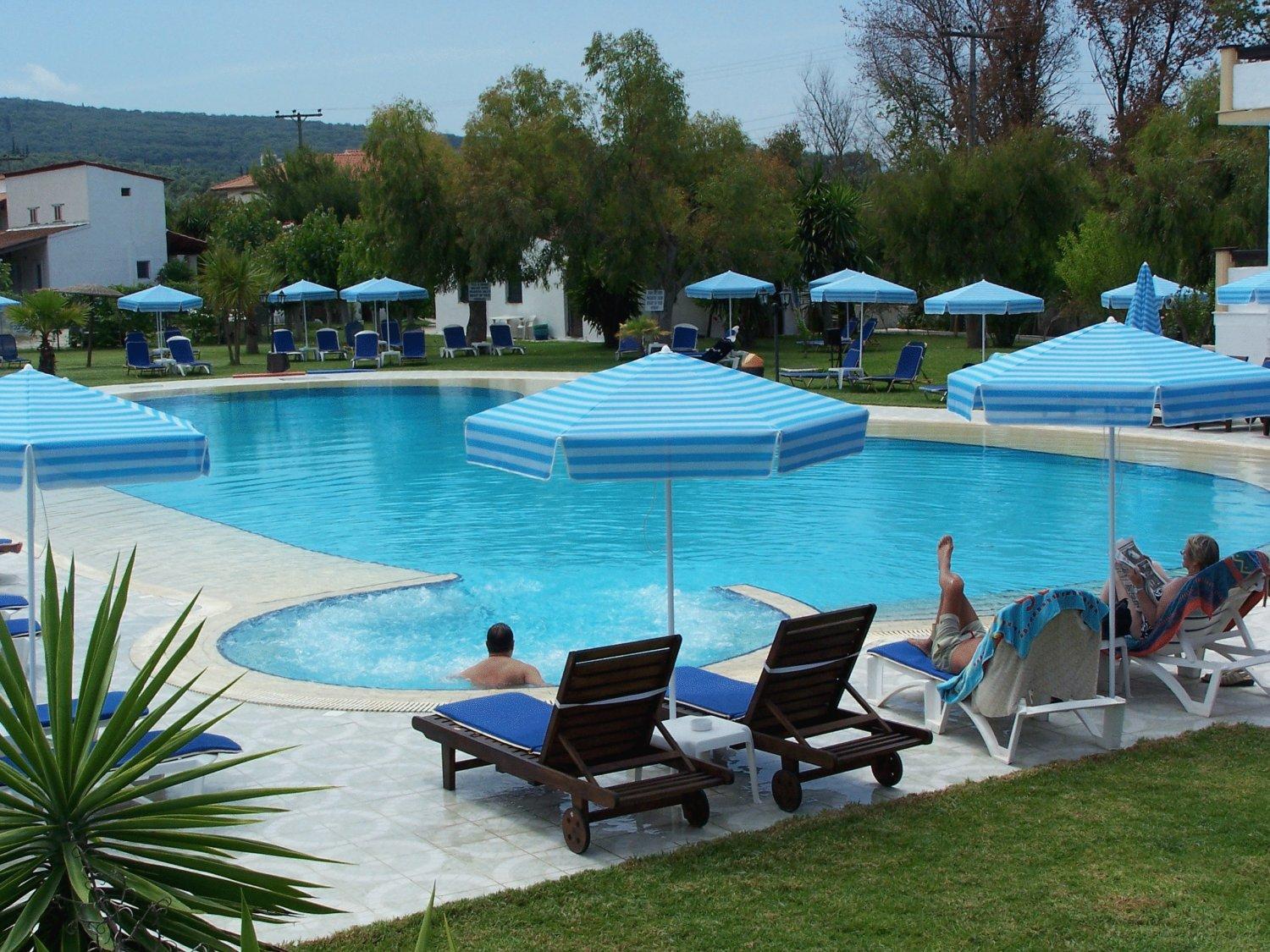swimming pool