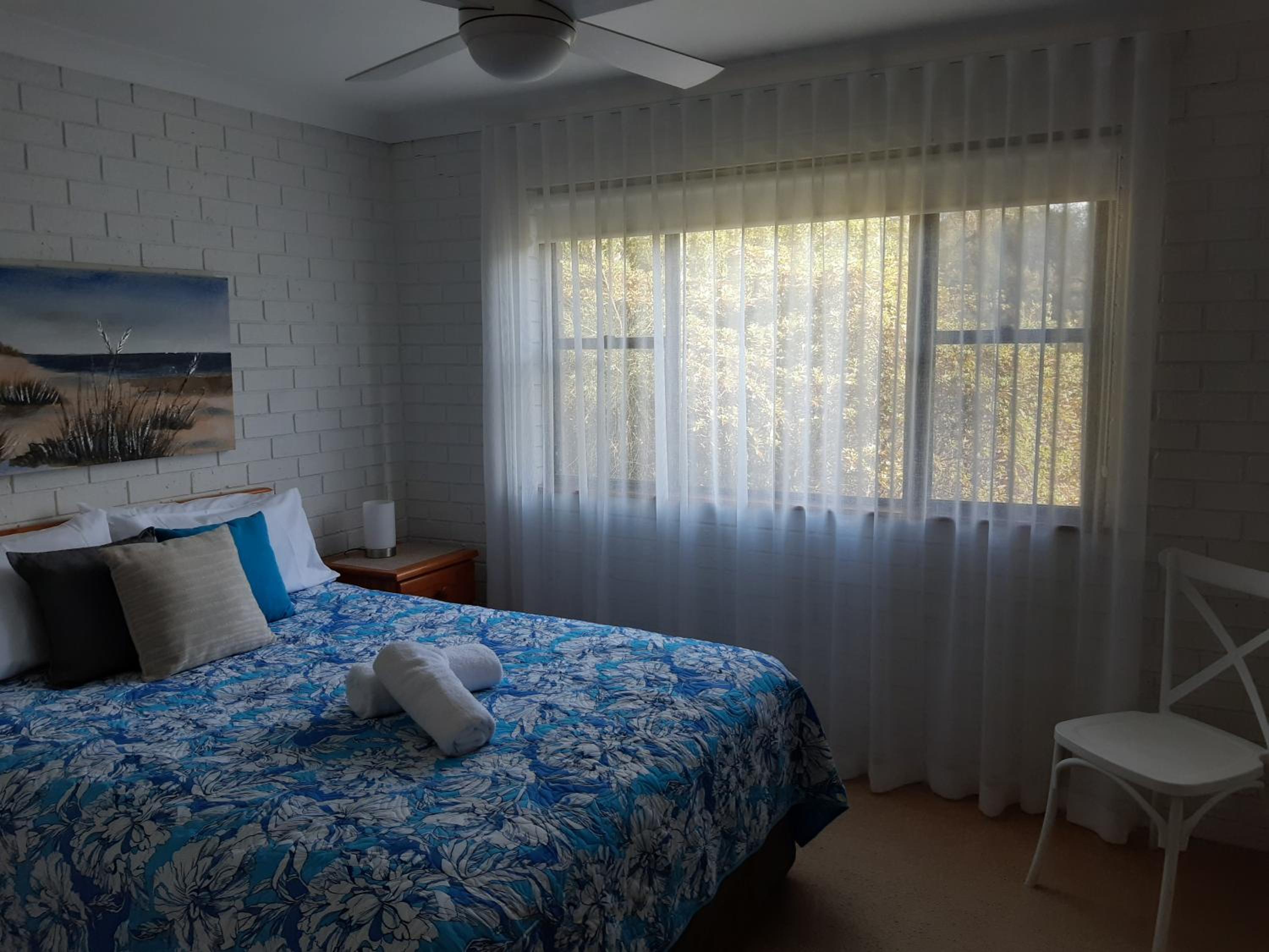 Dolphins Motel