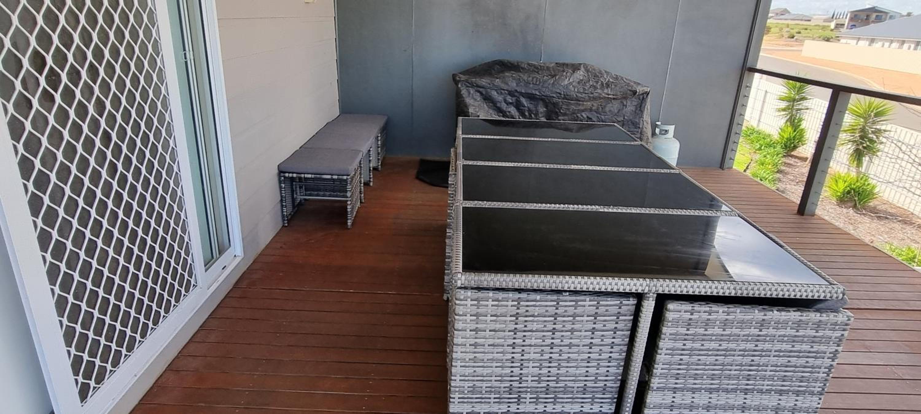 Agape Holiday Home with Pool table ,NBN Internet