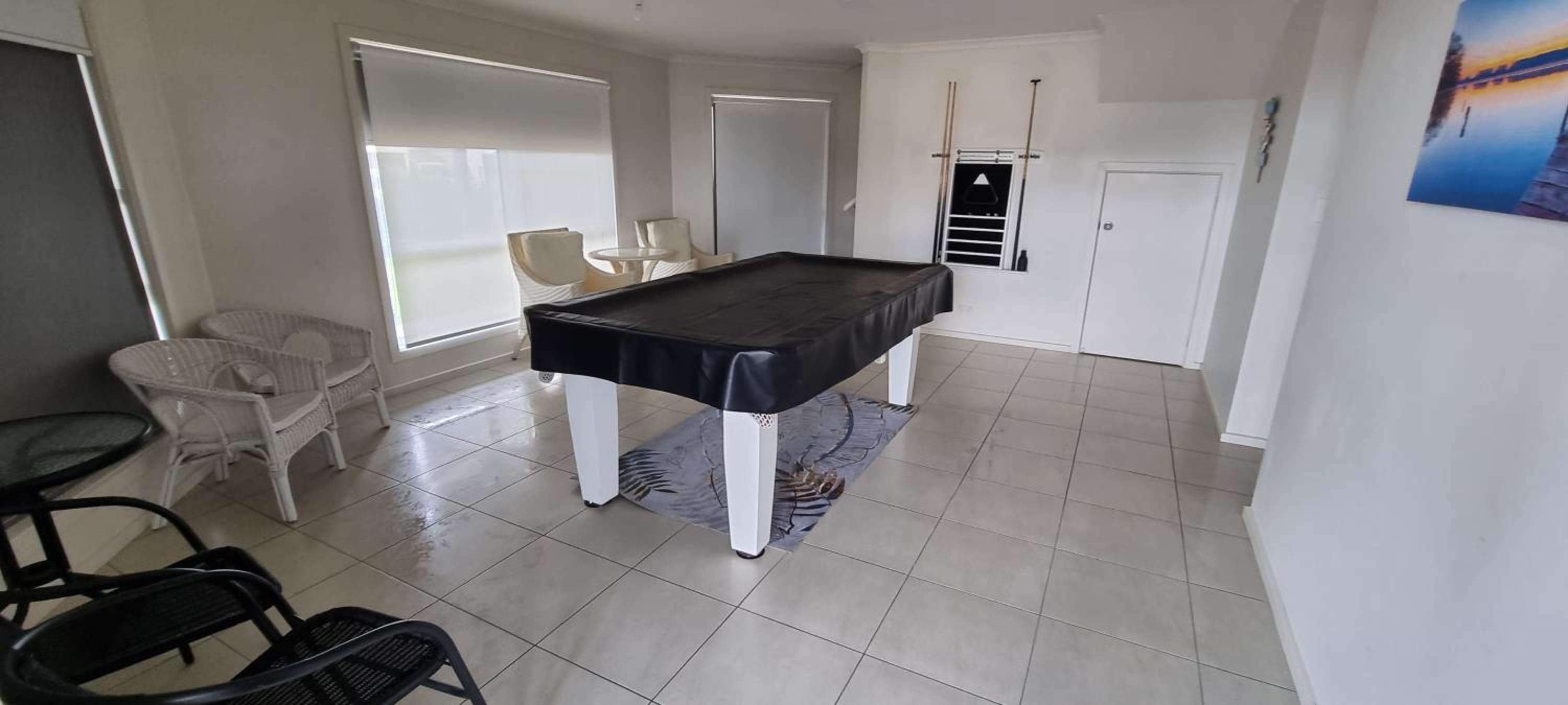 Agape Holiday Home with Pool table ,NBN Internet