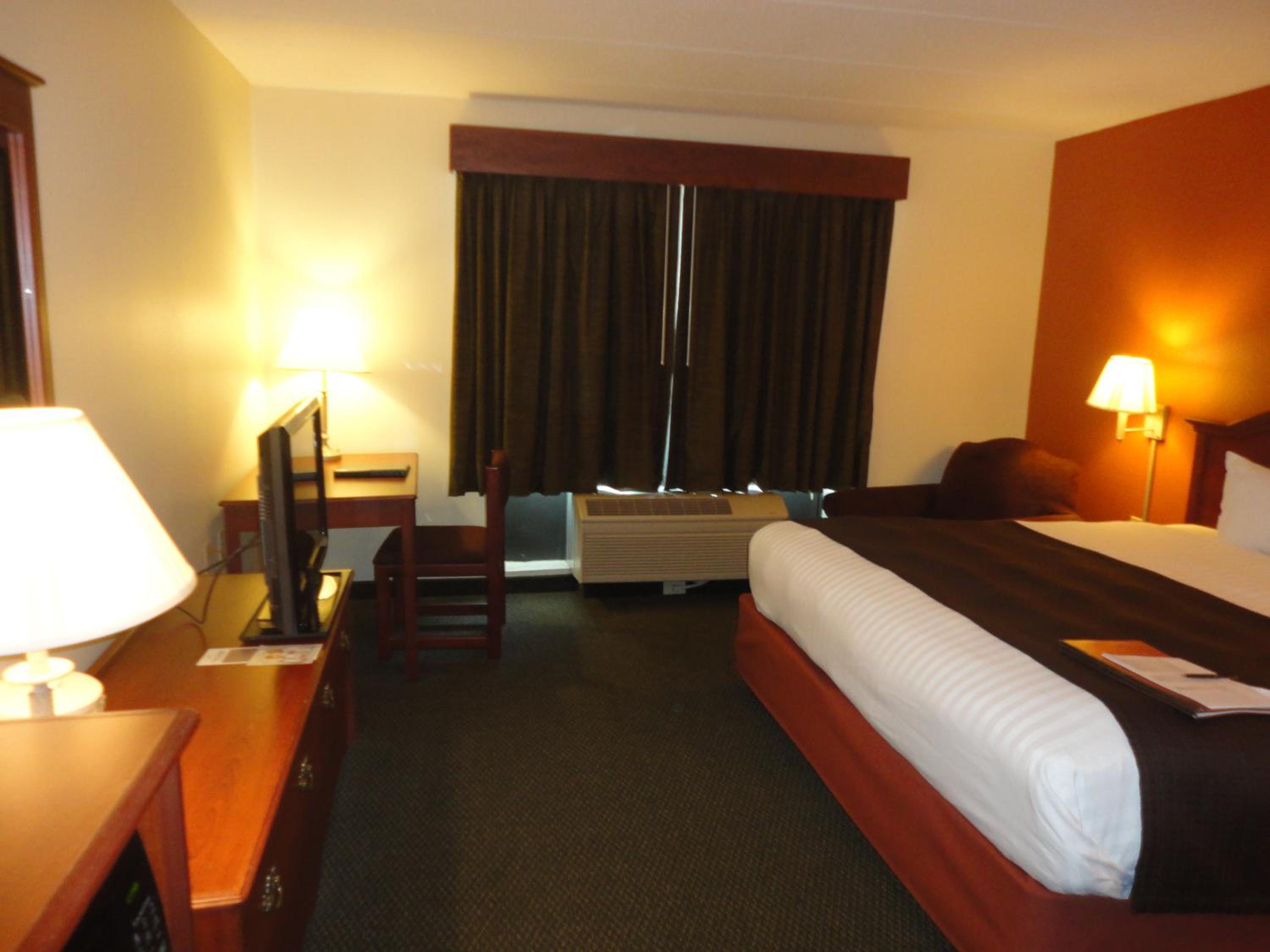 AmericInn by Wyndham Ottumwa
