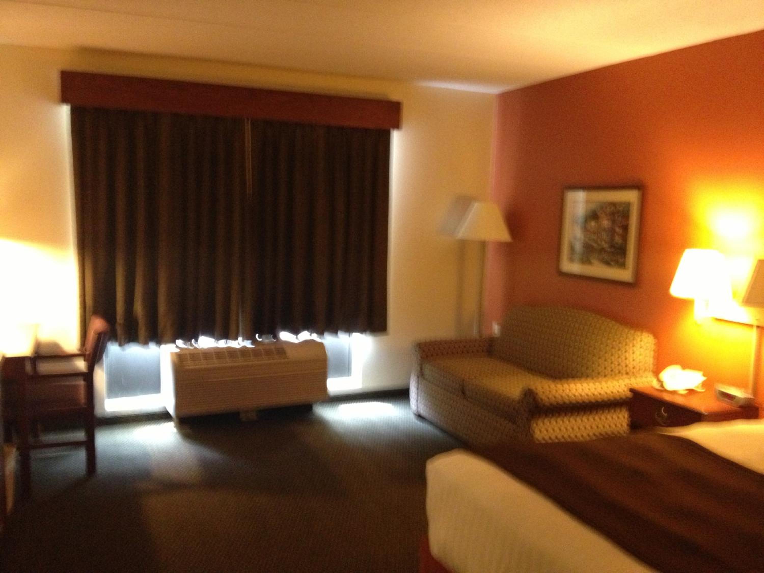 AmericInn by Wyndham Ottumwa