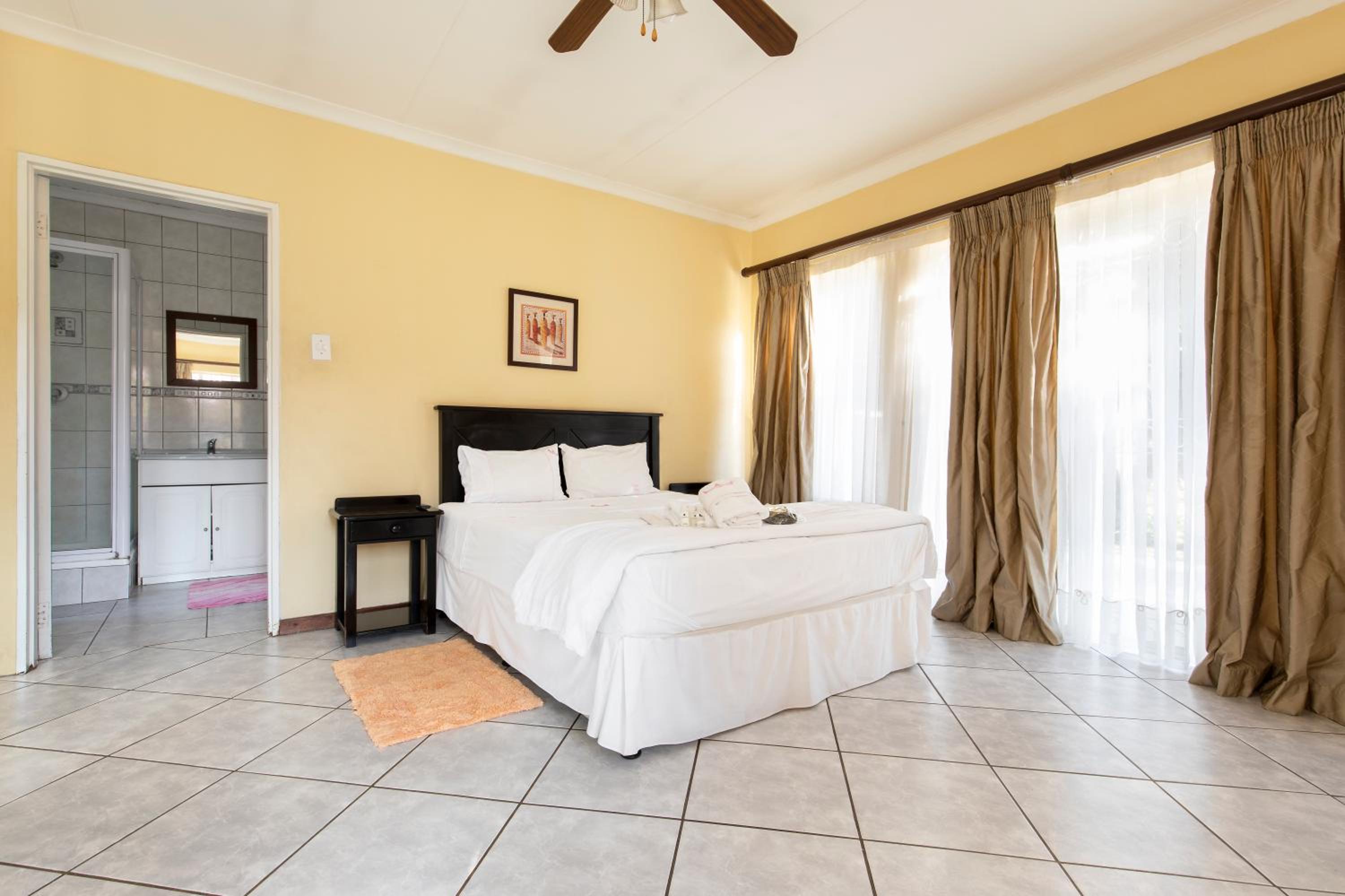 Casas Navio Guest House