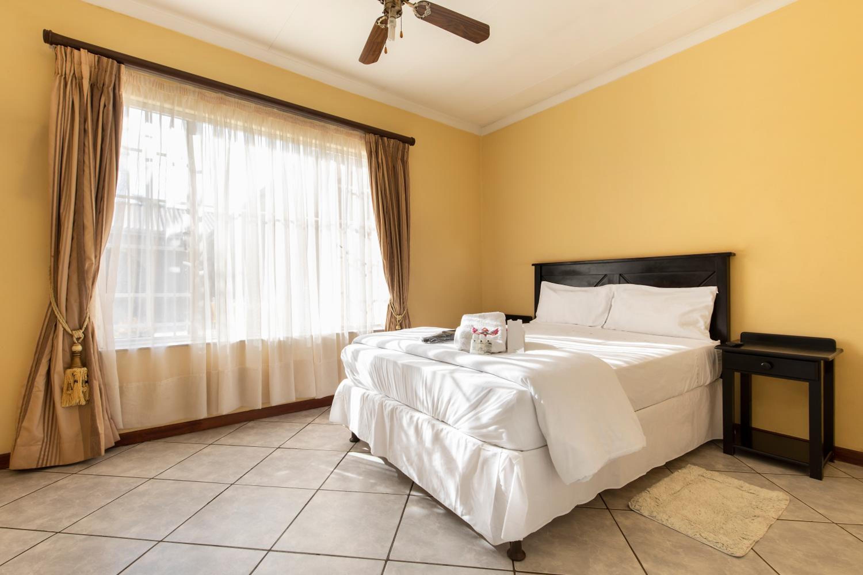 Casas Navio Guest House