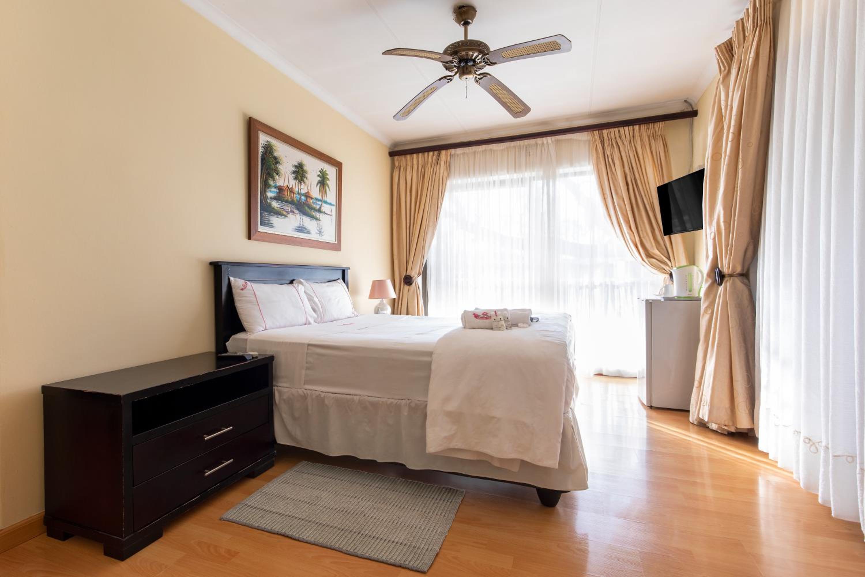 Casas Navio Guest House