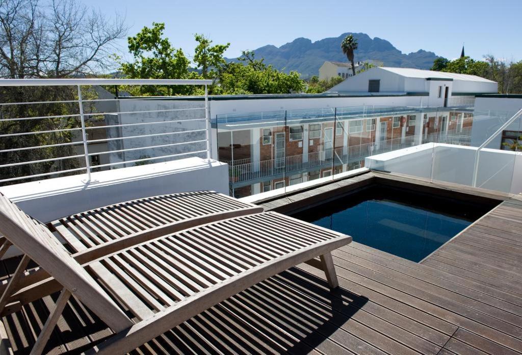 14 On Louw view 4