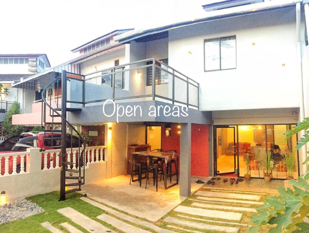 Alimama Guesthouse Melaka with Balcony photo 8