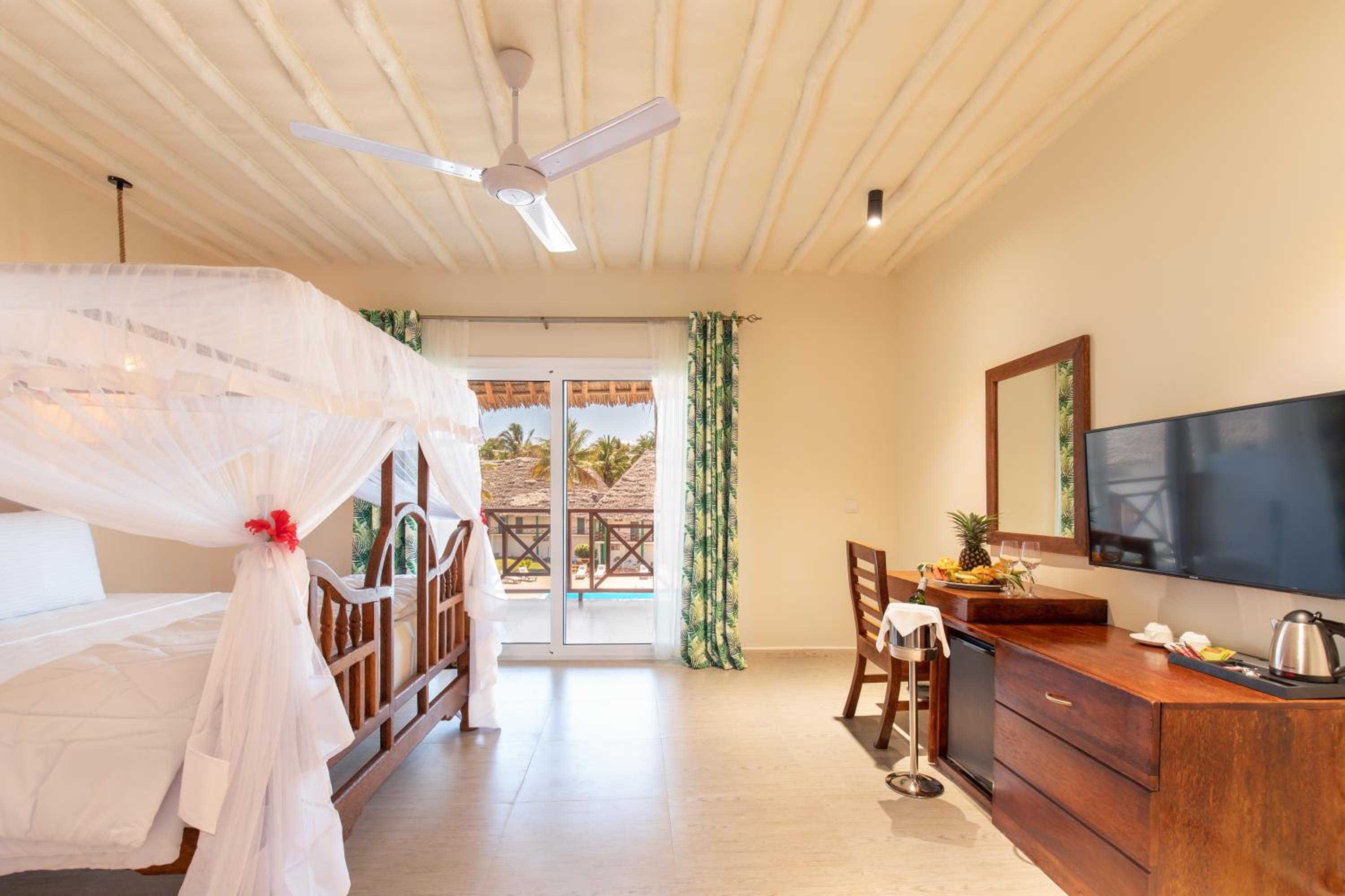 Kiwengwa Vacations - Kiwengwa Beach Resort - Property Image 2