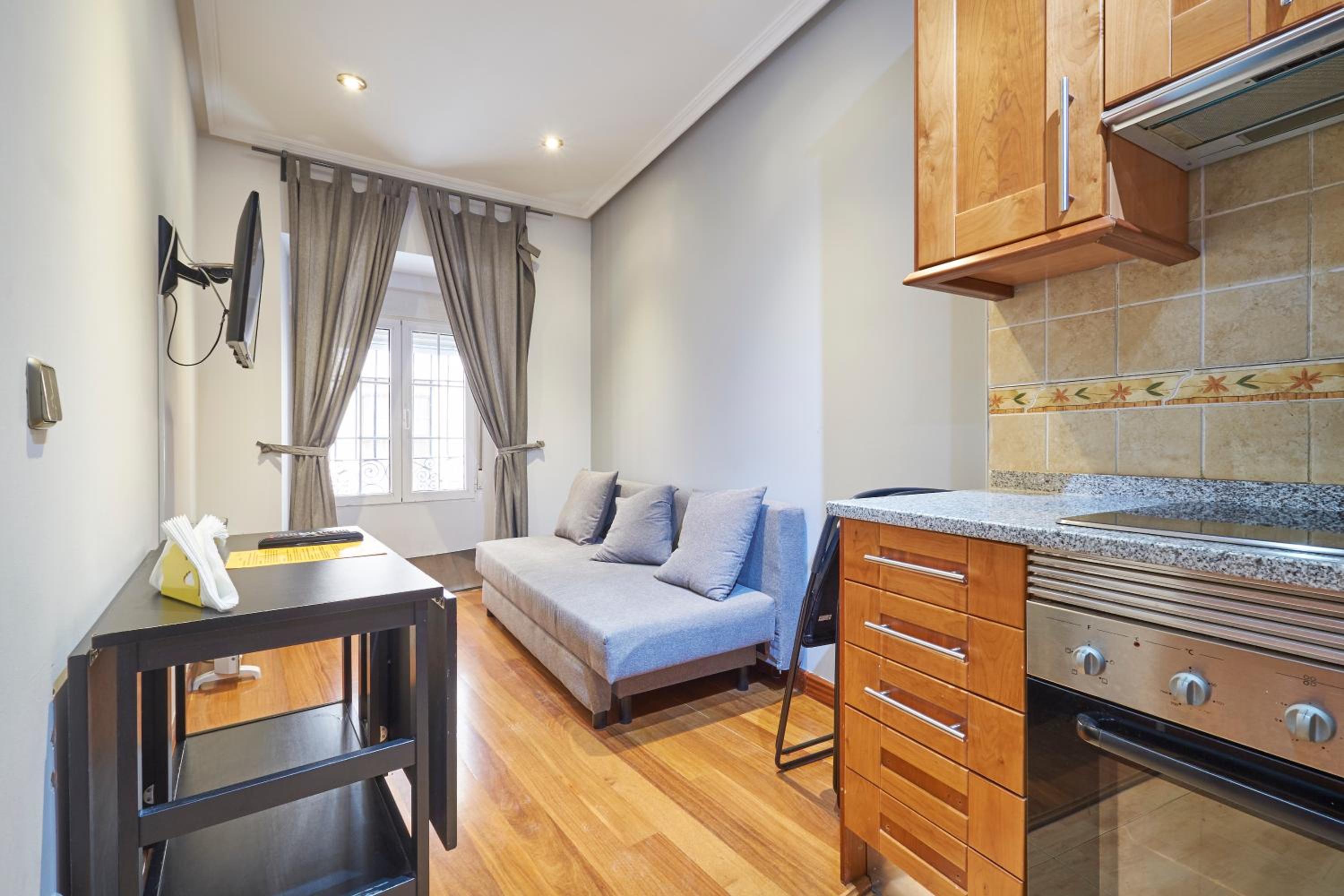 Apartamentos Madrid Atocha photo 5