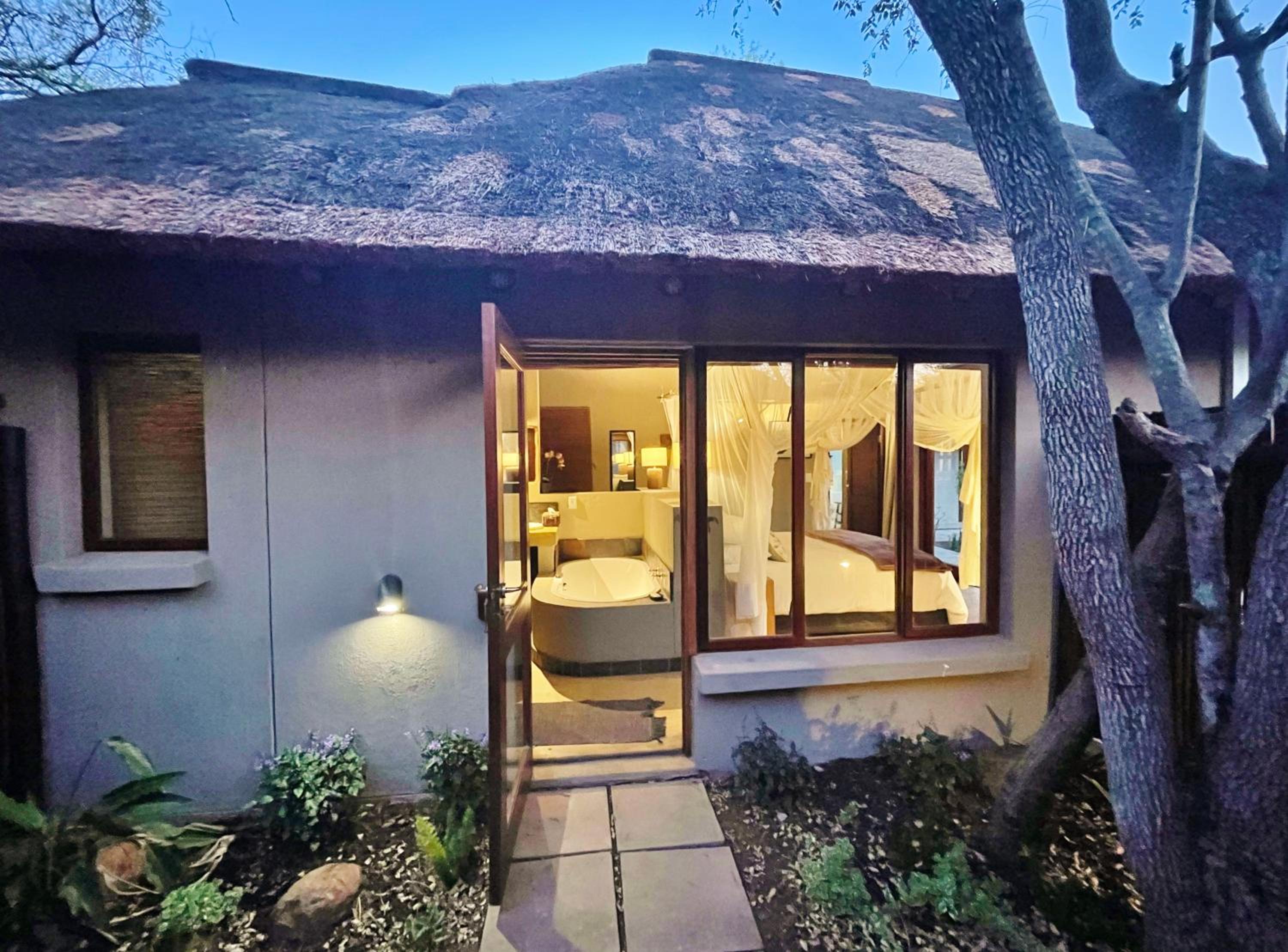 10 Raptors Lodge view 5