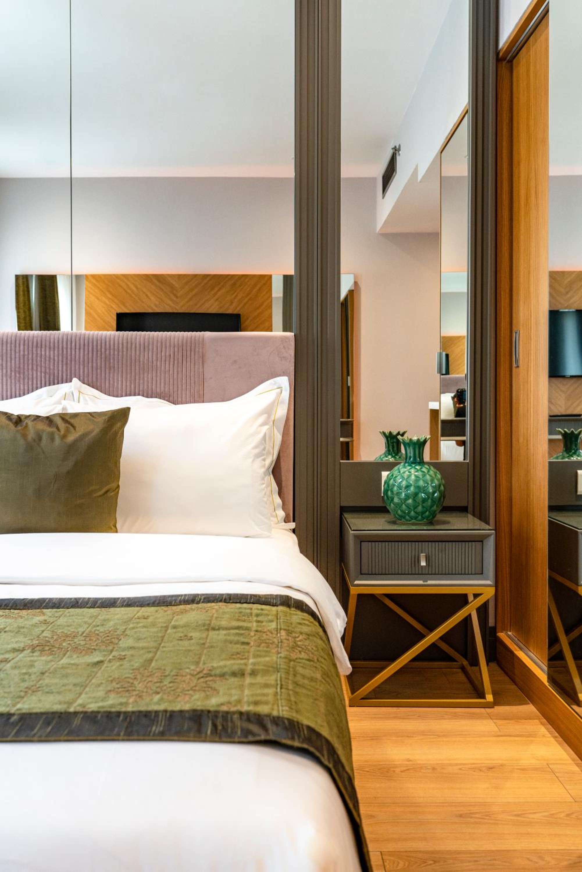 Oran Hotel - Image 9