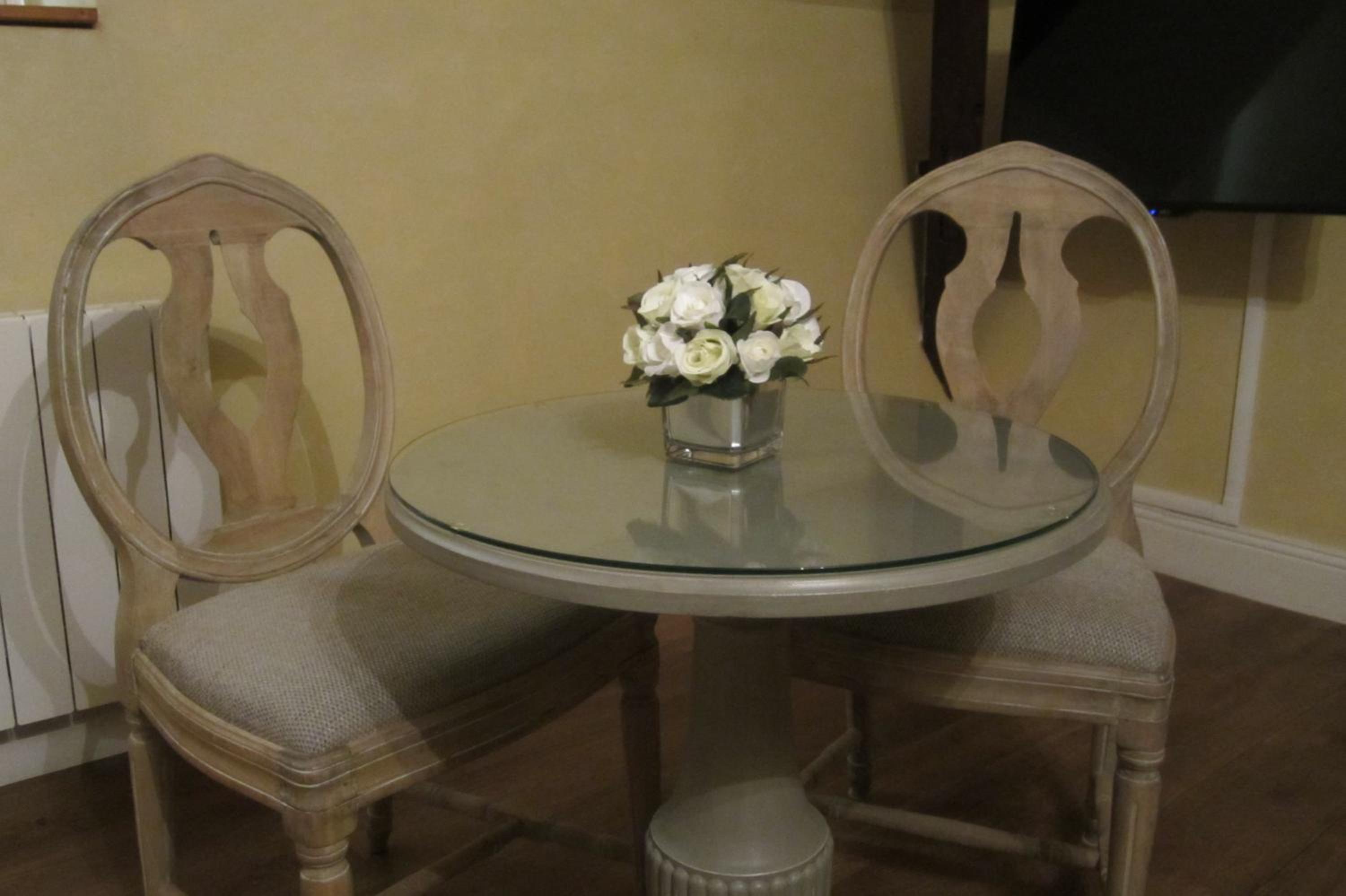 Bourges Vacations - Chateau De Lazenay - Residence Hoteliere - Property Image 2