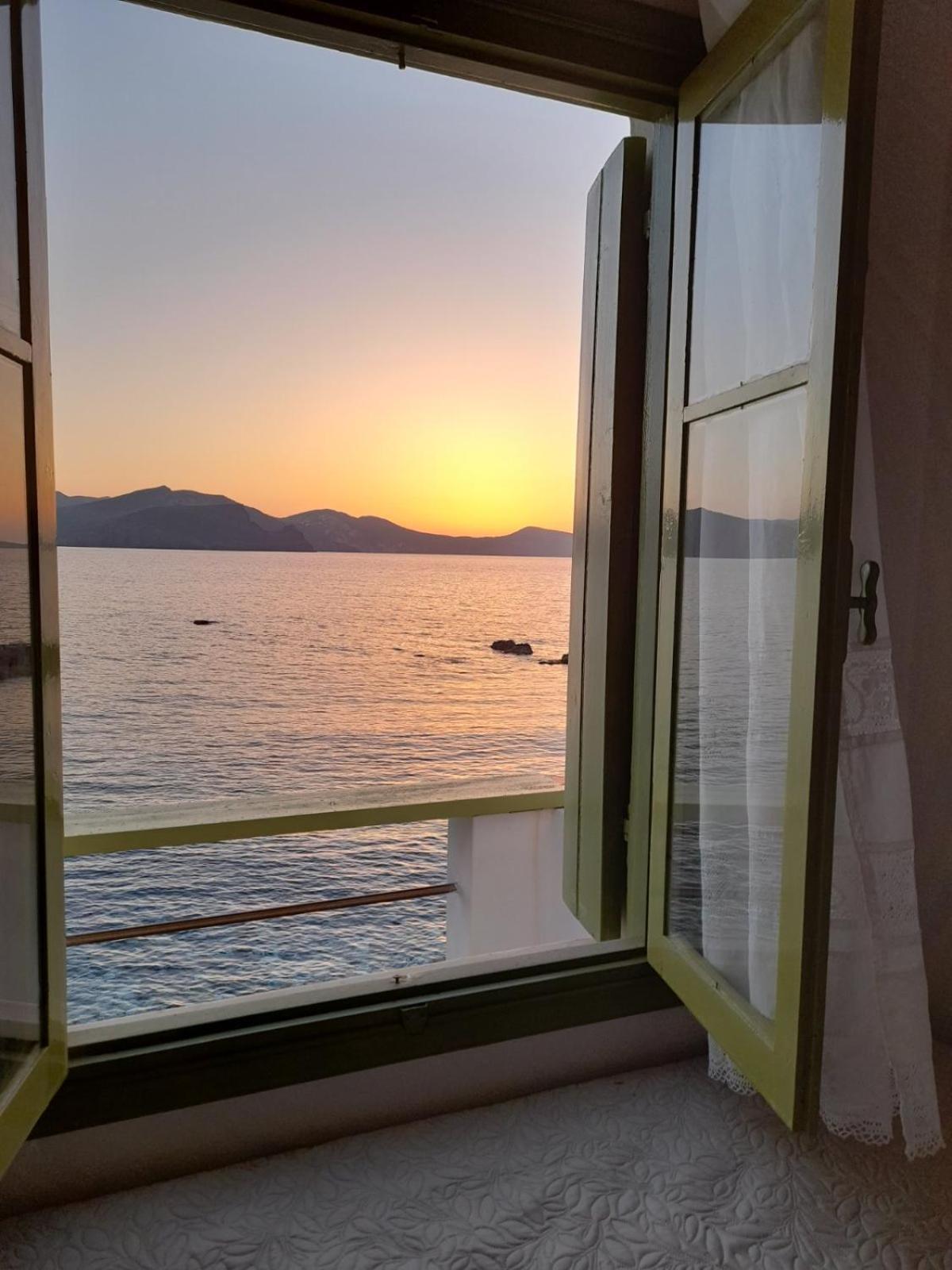 Milos By The Sea - Eco House view 3
