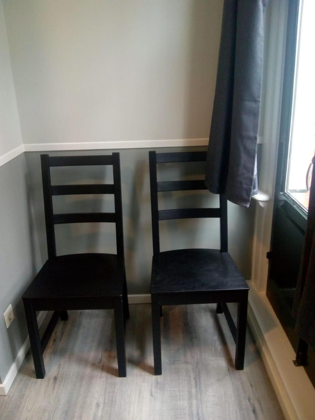 ALDO, not for parties, not a hotel, room with shared bathroom, no kitchen