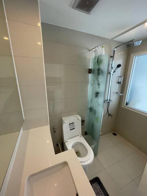 GETAWAY STUDIO in City Center Residence view 4