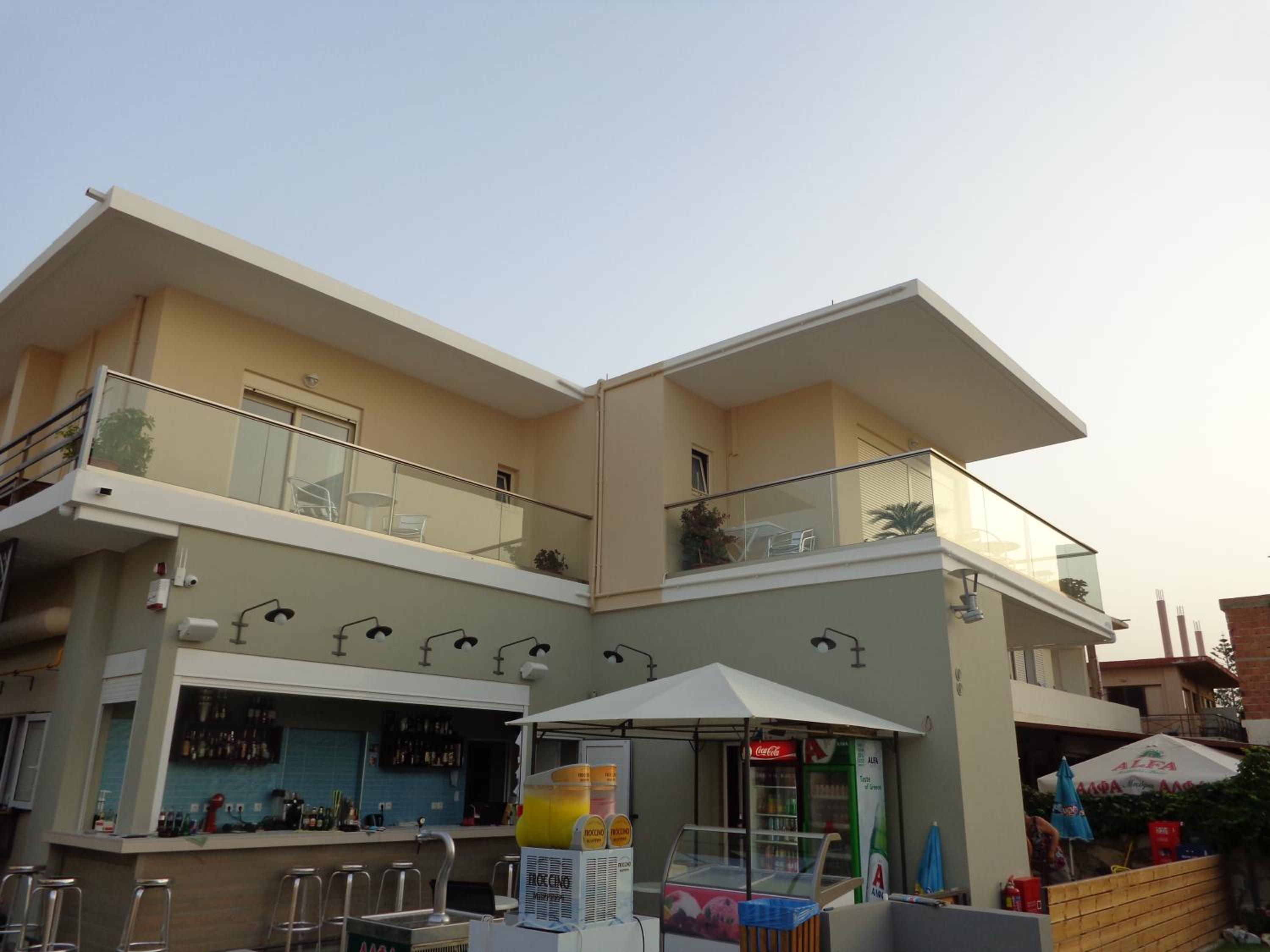 Hotel Litinakis Studios Sea View & Litinakis Studios Garden View 700 meters away - Image 1