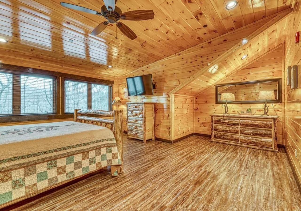 The Grand Orchard Lodge - Gatlinburg, TN view 2