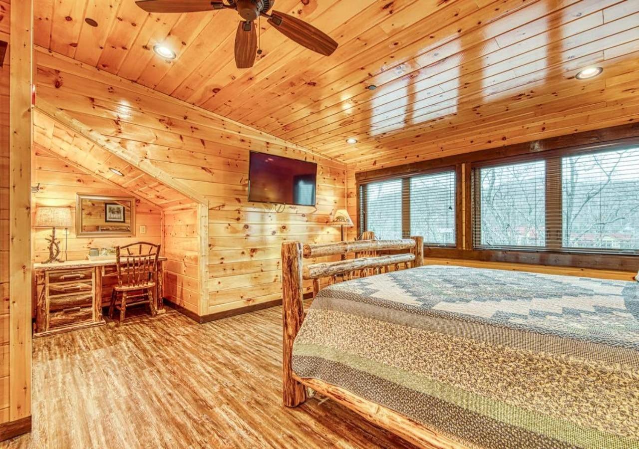 The Grand Orchard Lodge - Gatlinburg, TN view 3