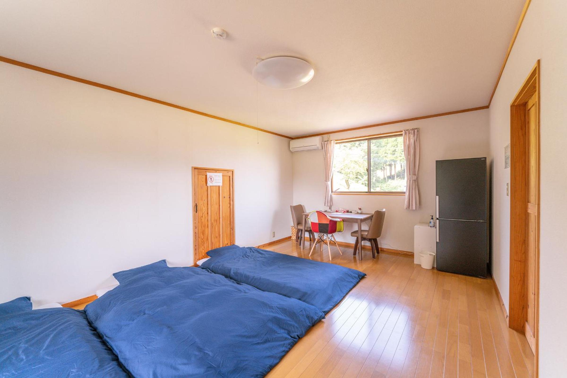 Share Creative&Bed adonoan