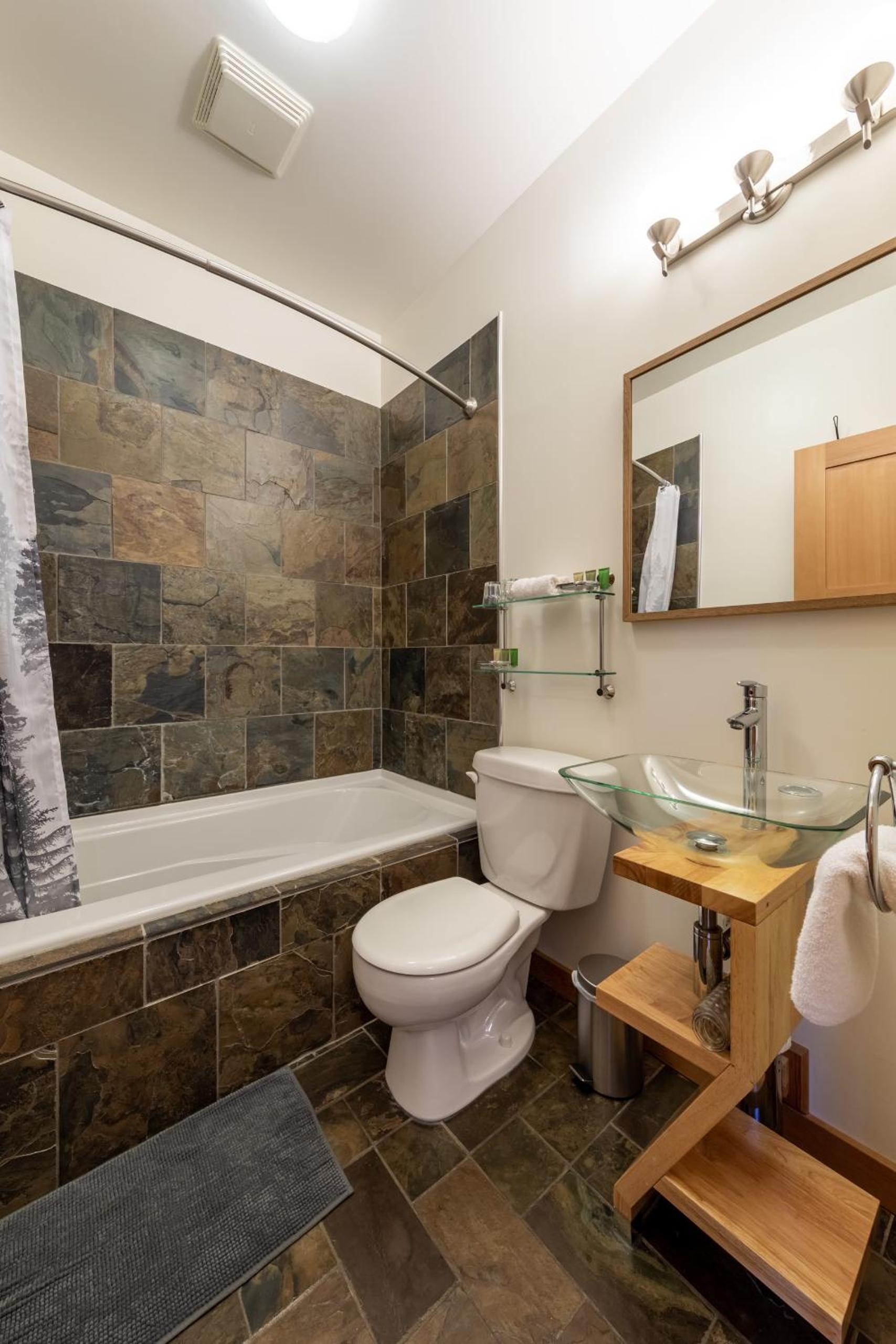 Canyon Ridge Lodge